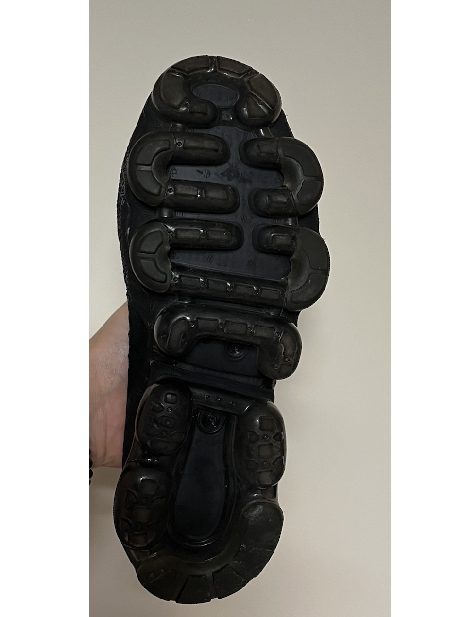 (W) Nike Air VaporMax Flyknit Triple Black 2.0 착용 스타일 - 2