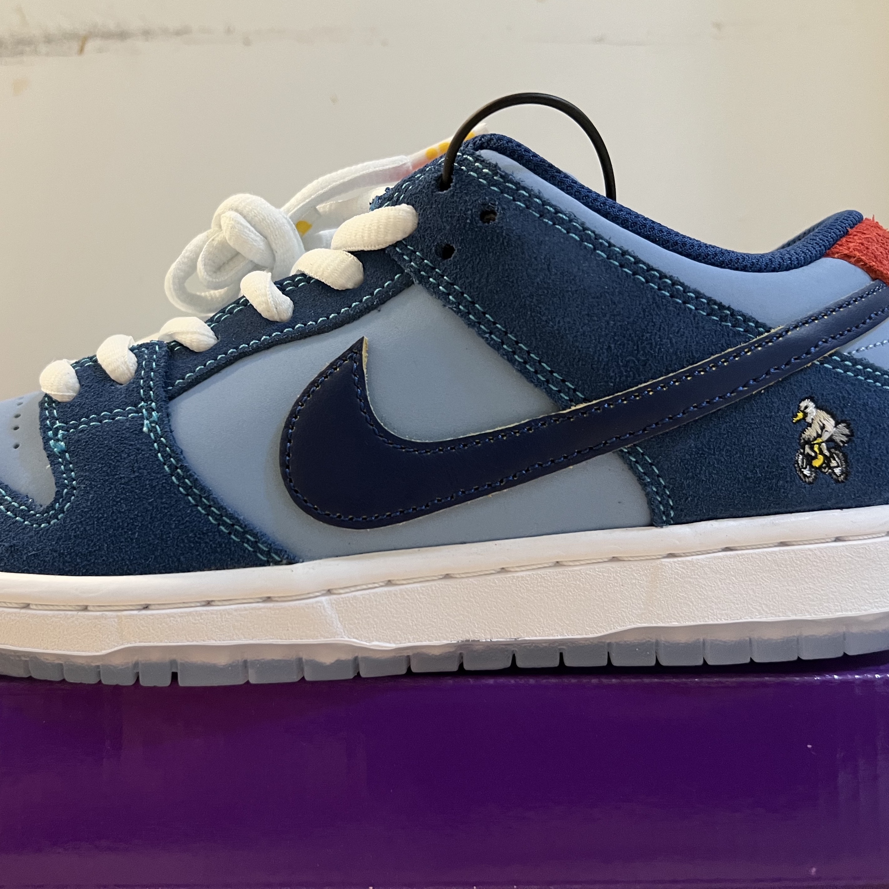 Nike x Why So Sad? SB Dunk Low Pro Coastal Blue 착용 스타일