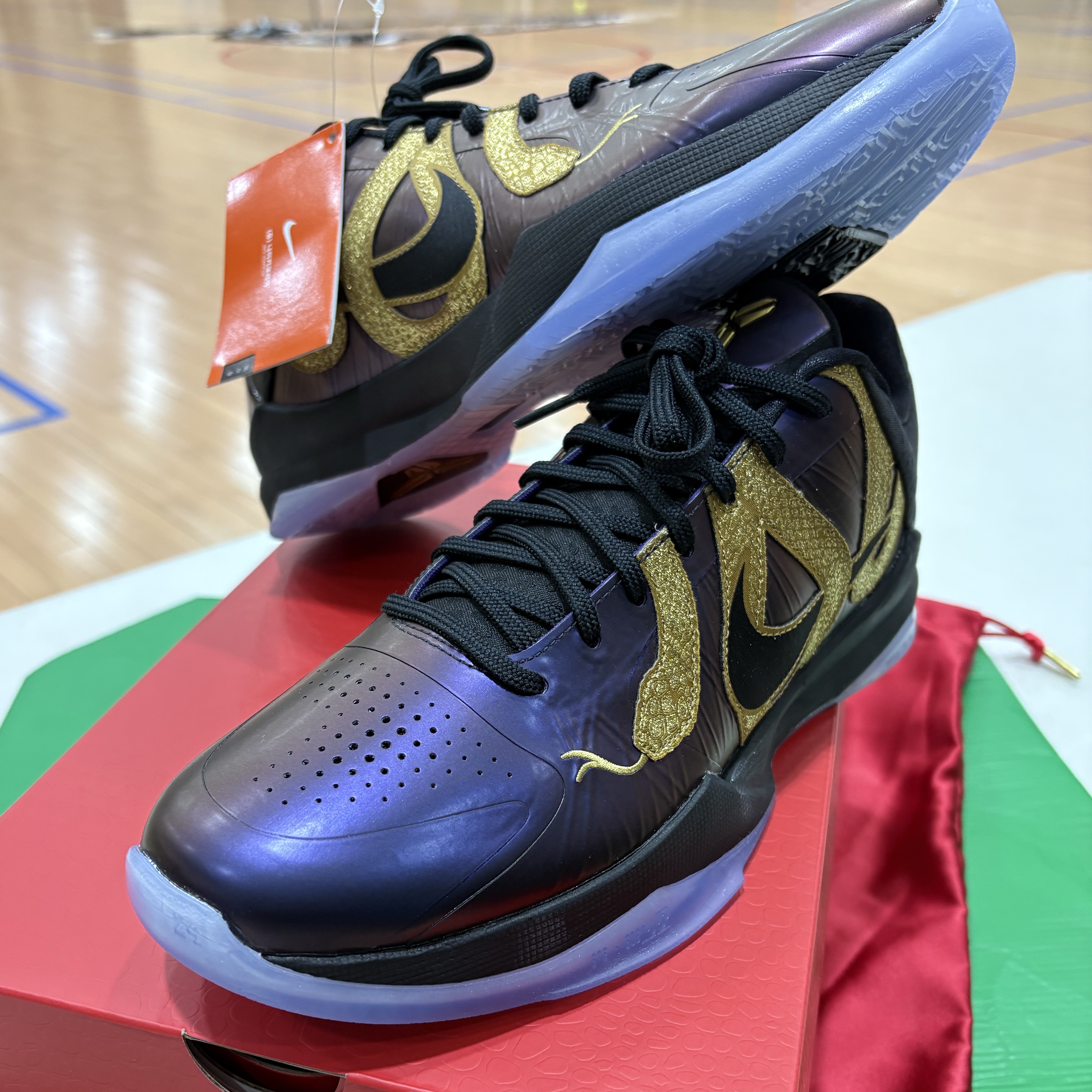 Nike Kobe 5 Protro Year of the Mamba Eggplant 착용 스타일