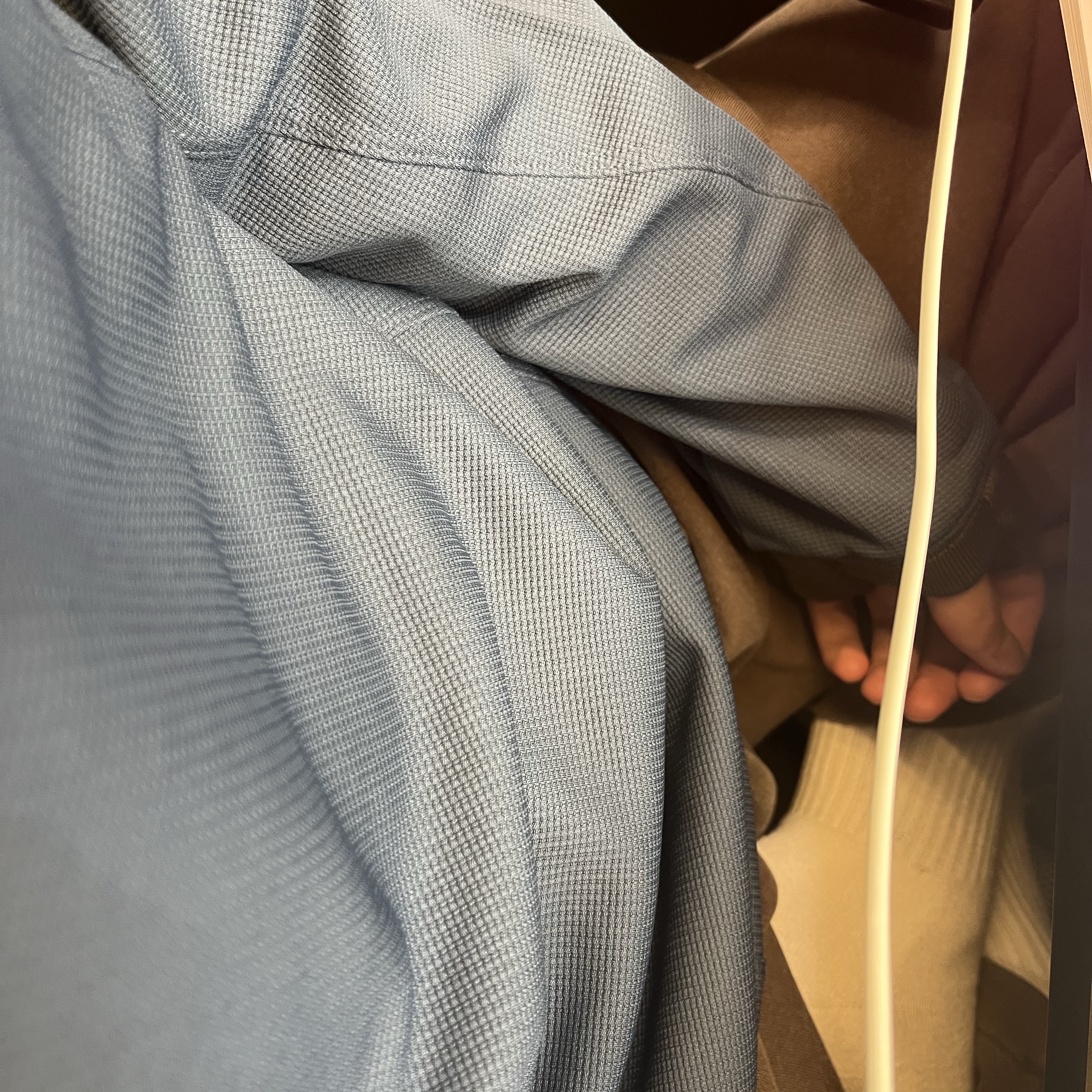 Sansan Gear Placket Long Sleeves Spruce Blue 착용 스타일