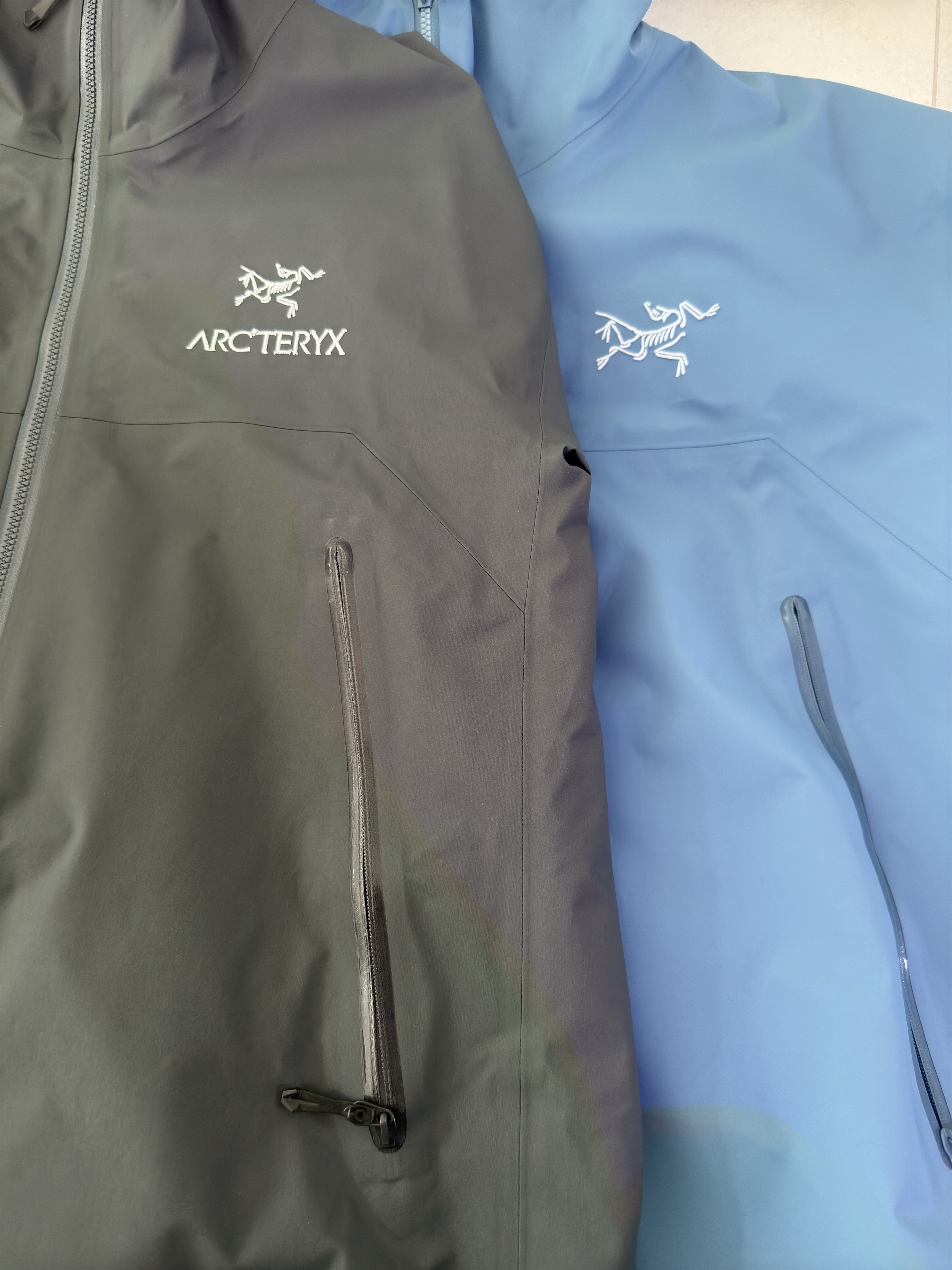 Arc'teryx Beta Jacket Cloud, Arc'teryx Beta Jacket Stone Wash 착용 스타일