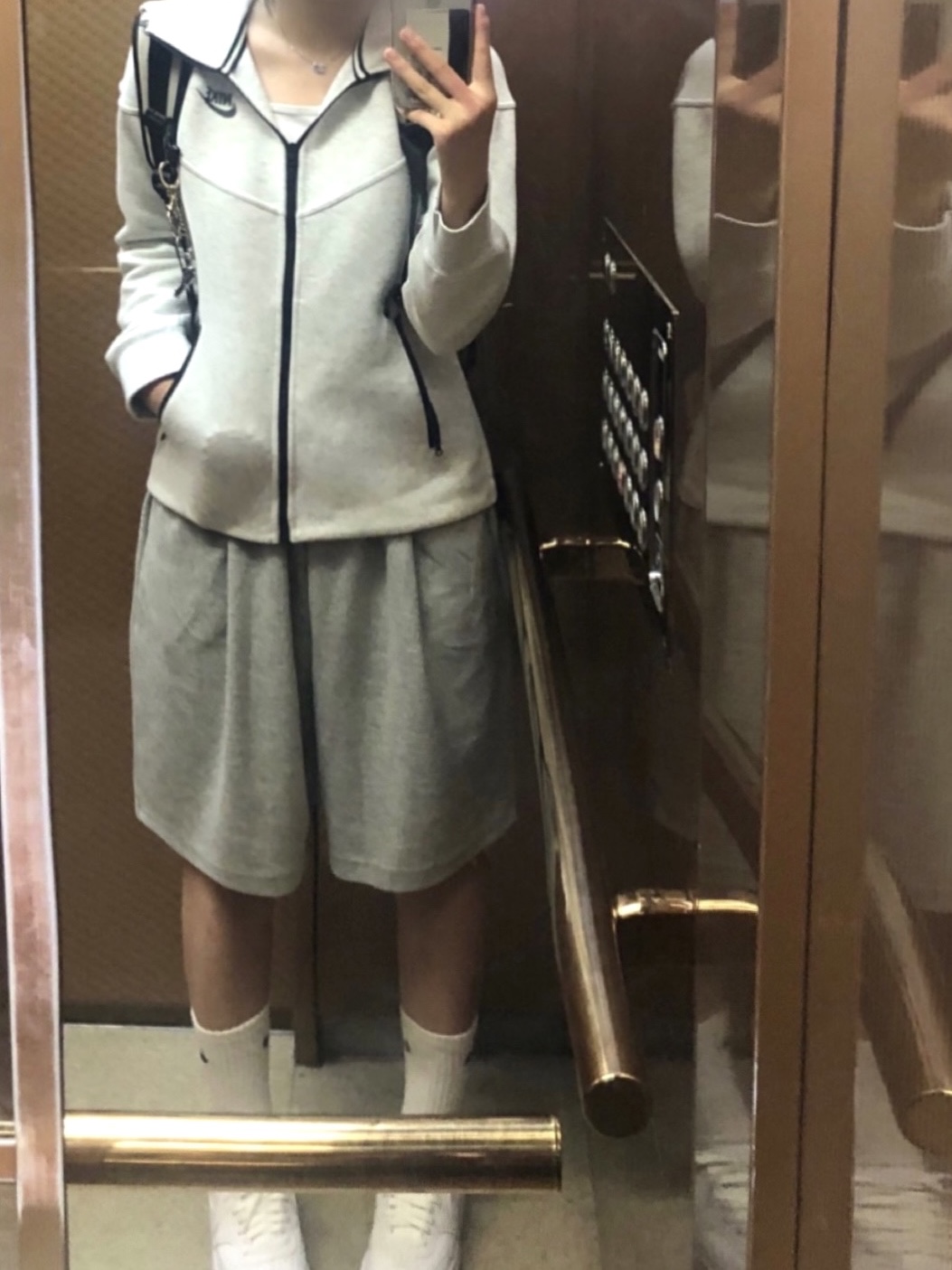 (W) Nike NSW Tech Fleece Windrunner Full Zip Hoodie Light Grey Heather - Asia 착용 스타일 - 2