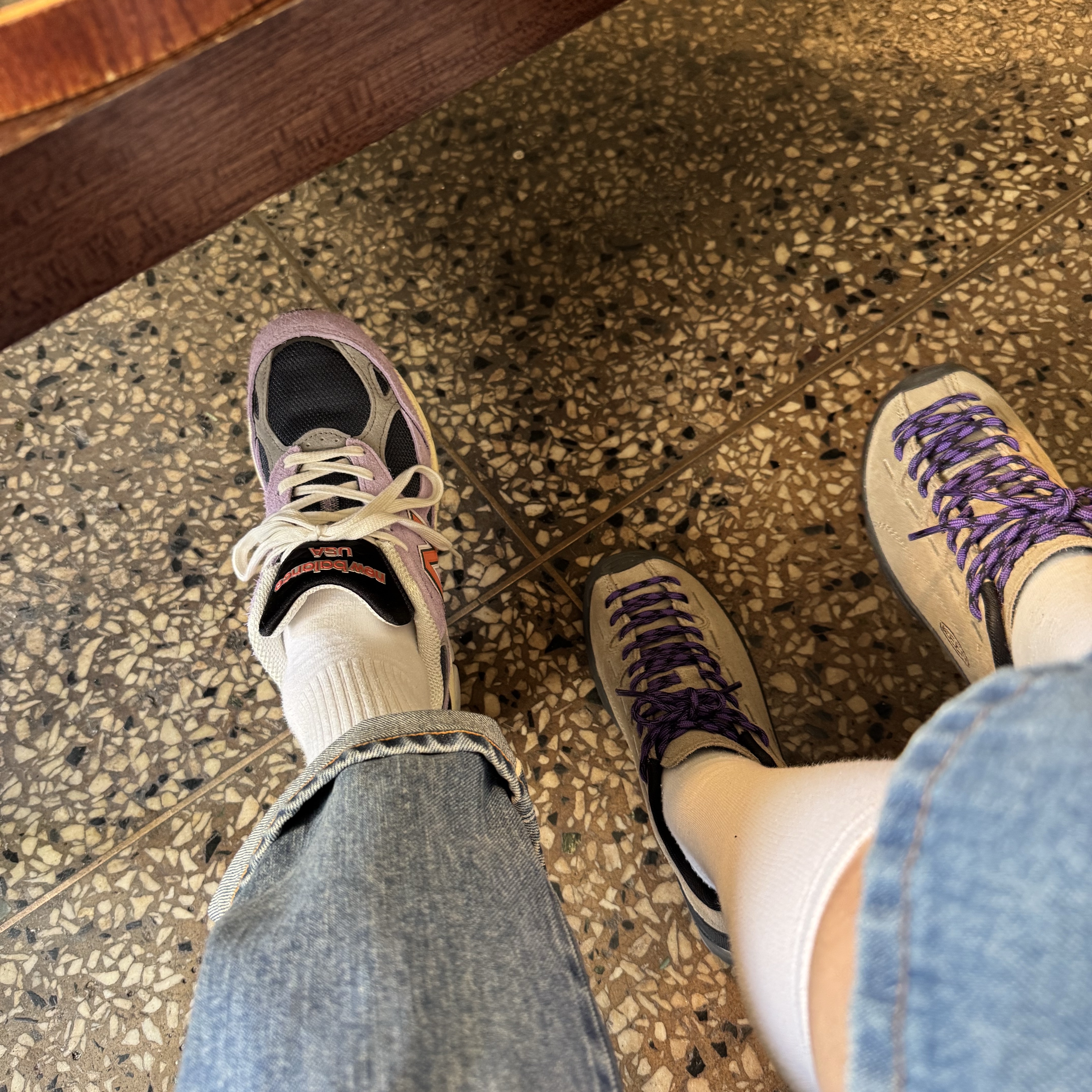 New Balance 990v3 Made in USA Raw Amethyst 착용 스타일