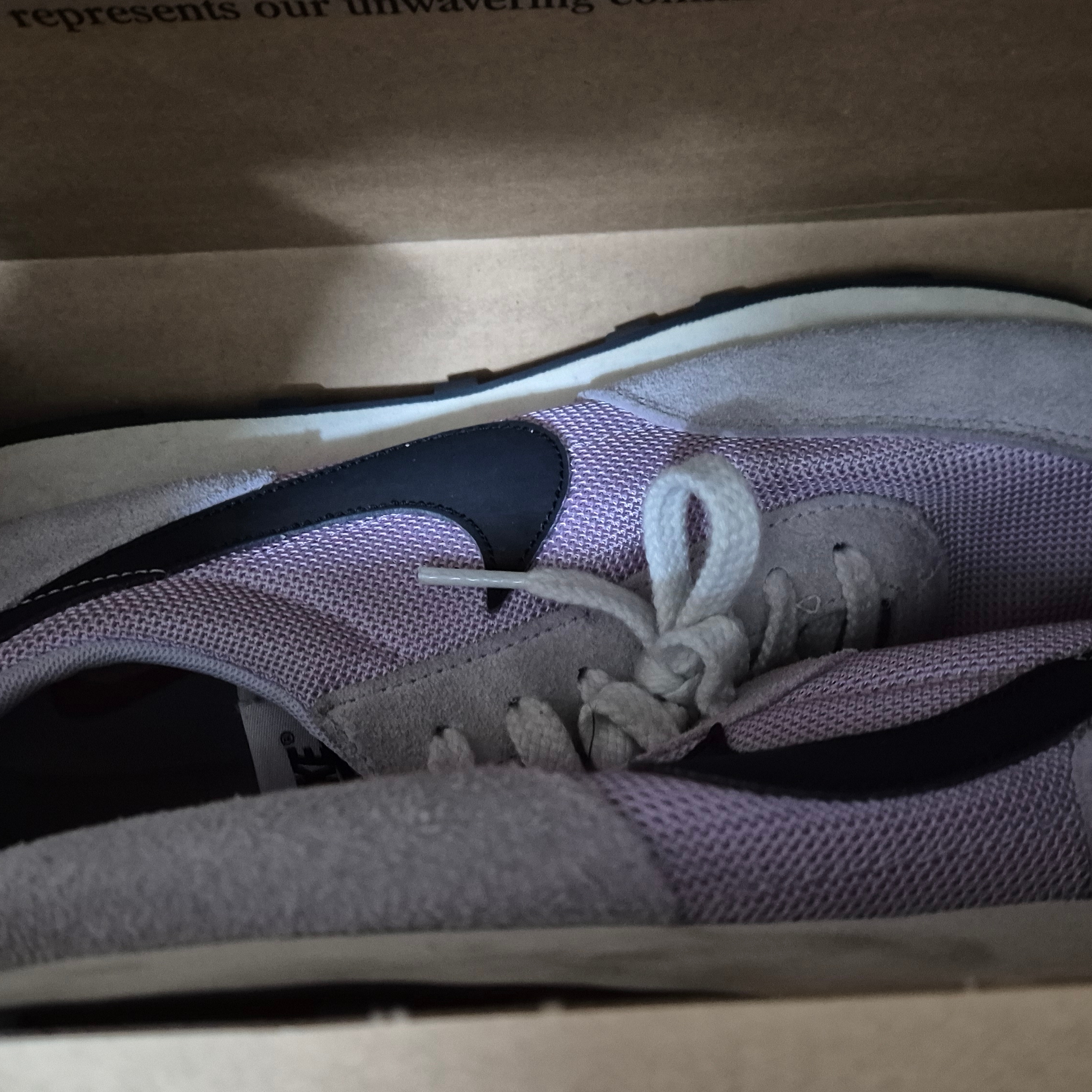 Nike Daybreak SP Lavender Mist 착용 스타일