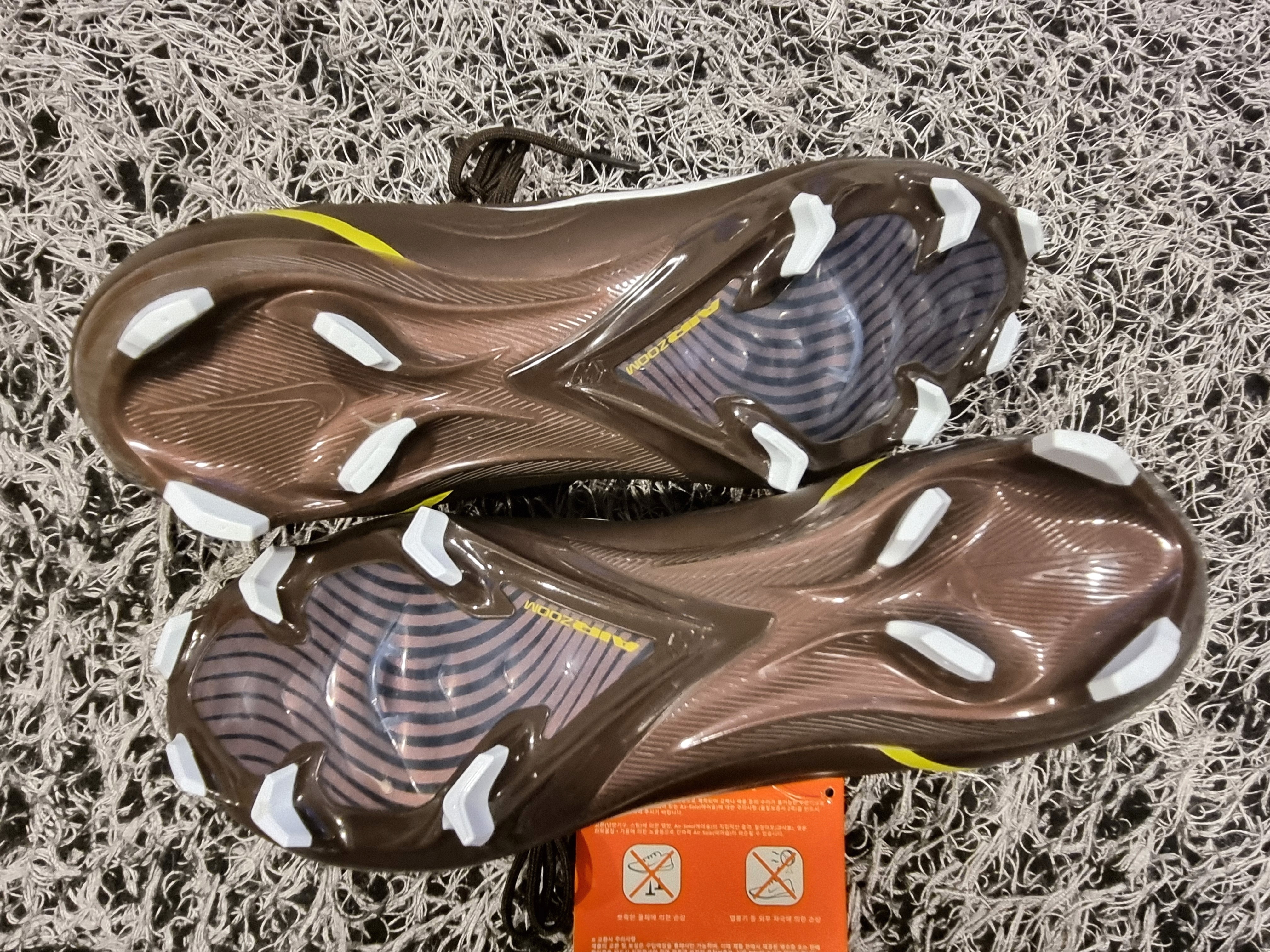 Nike Zoom Mercurial Vapor 1 RGN SE FG Dark Cinder Maize 착용 스타일 - 5