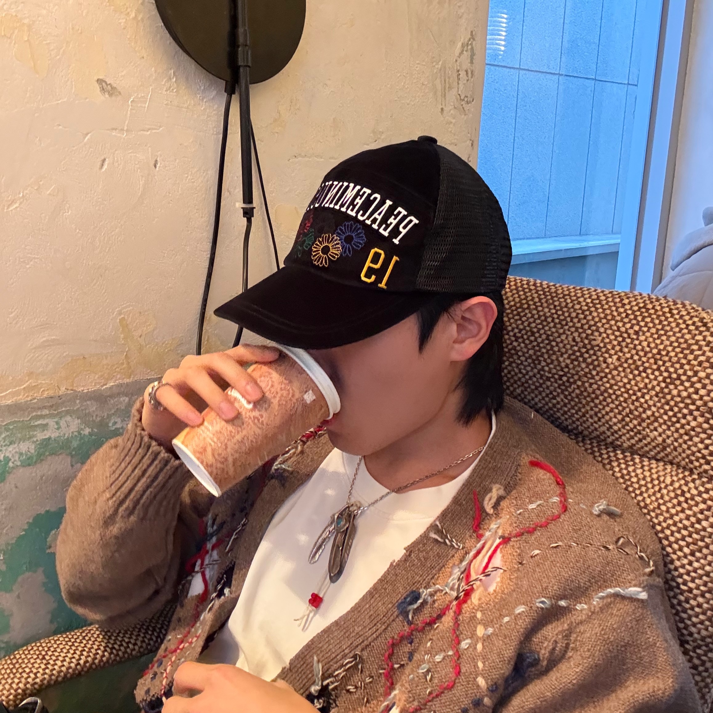 Peaceminusone Mesh Cap #1 Black 착용 스타일 - 1