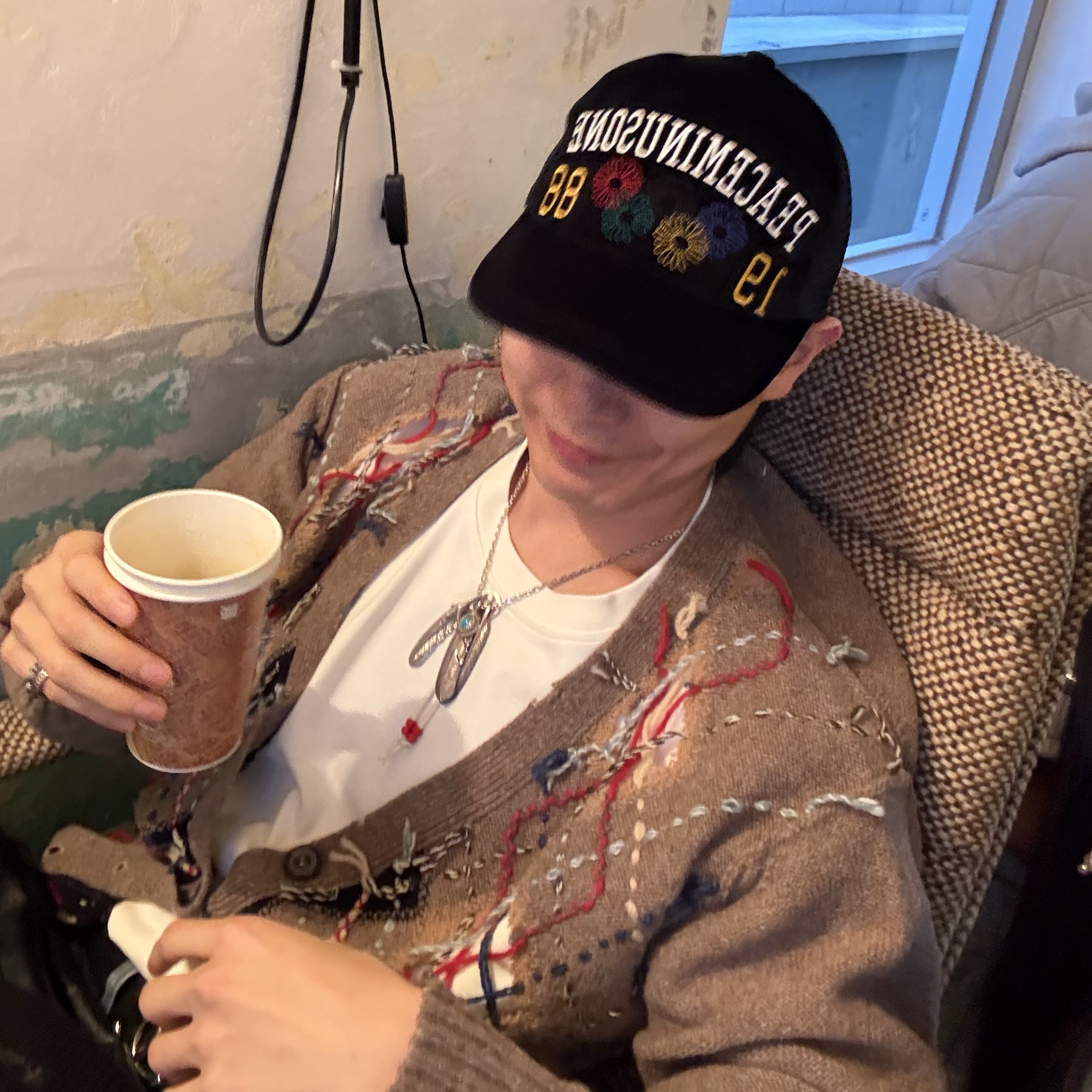 Peaceminusone Mesh Cap #1 Black 착용 스타일 - 2