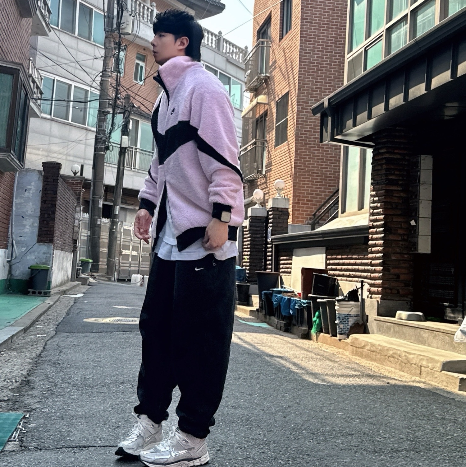 Nike Big Swoosh Full Zip Jacket Pink Black, Nike NRG Solo Swoosh Fleece Pants Black - US/EU 착용 스타일