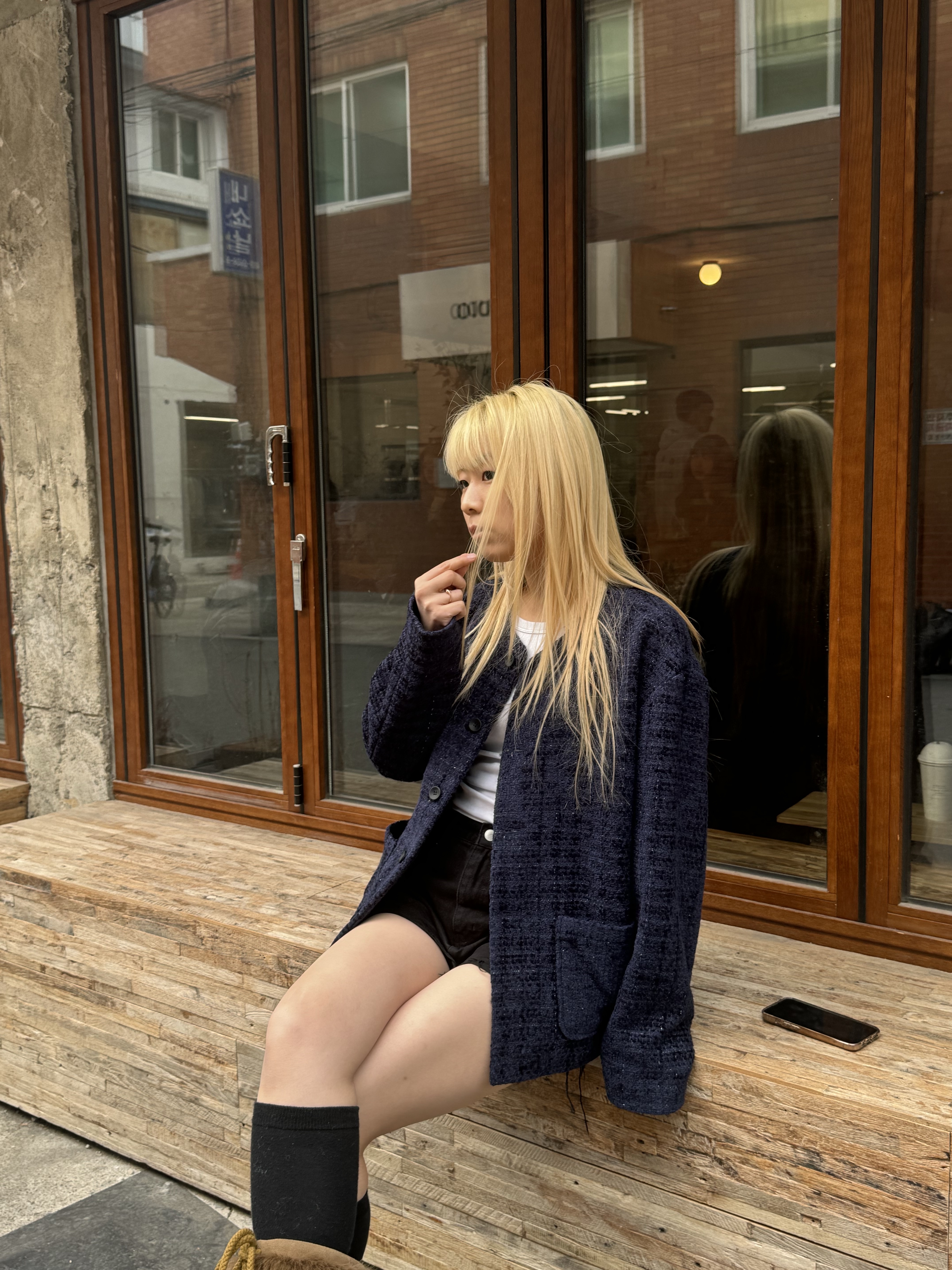 Hono Report Collarless  Cardigan Navy Tweed 착용 스타일 - 1