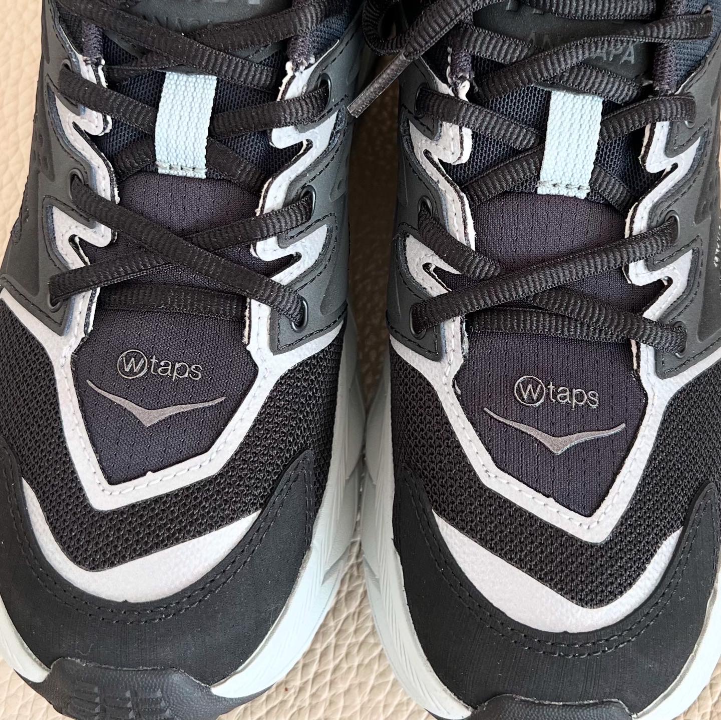 Hoka x WTAPS Anacapa Low GTX Black 착용 스타일 - 4