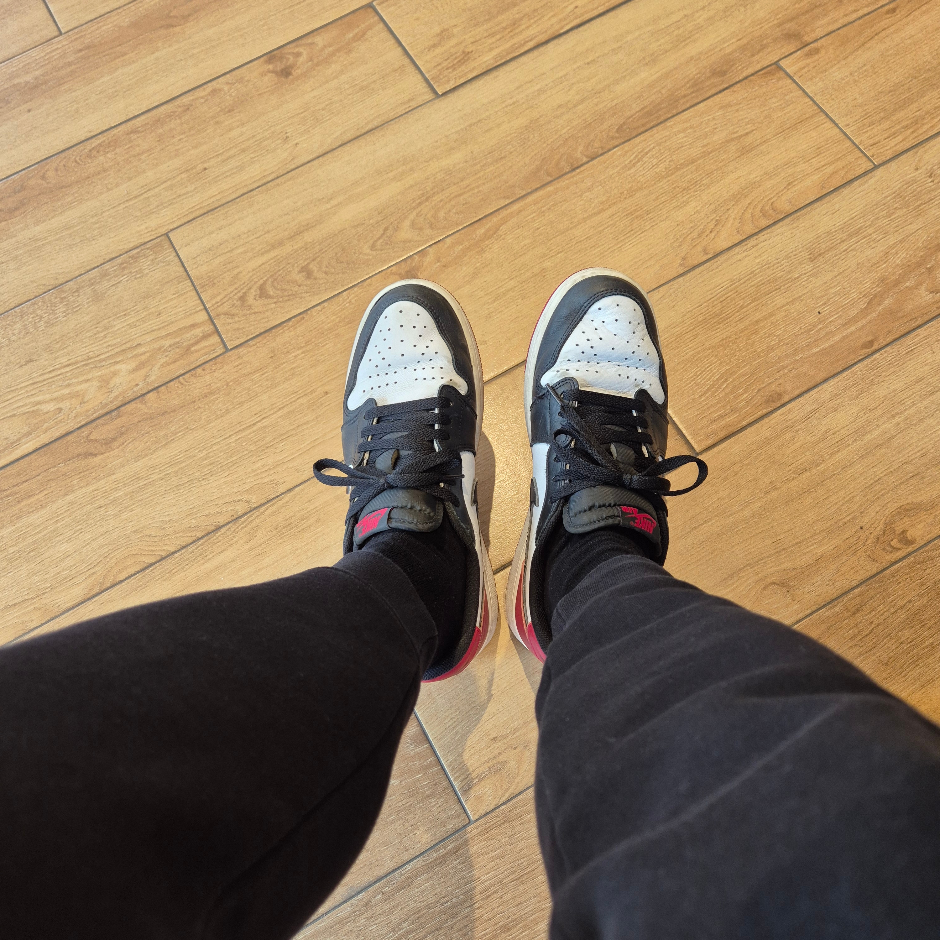 Jordan 1 Retro Low OG Black Toe 착용 스타일