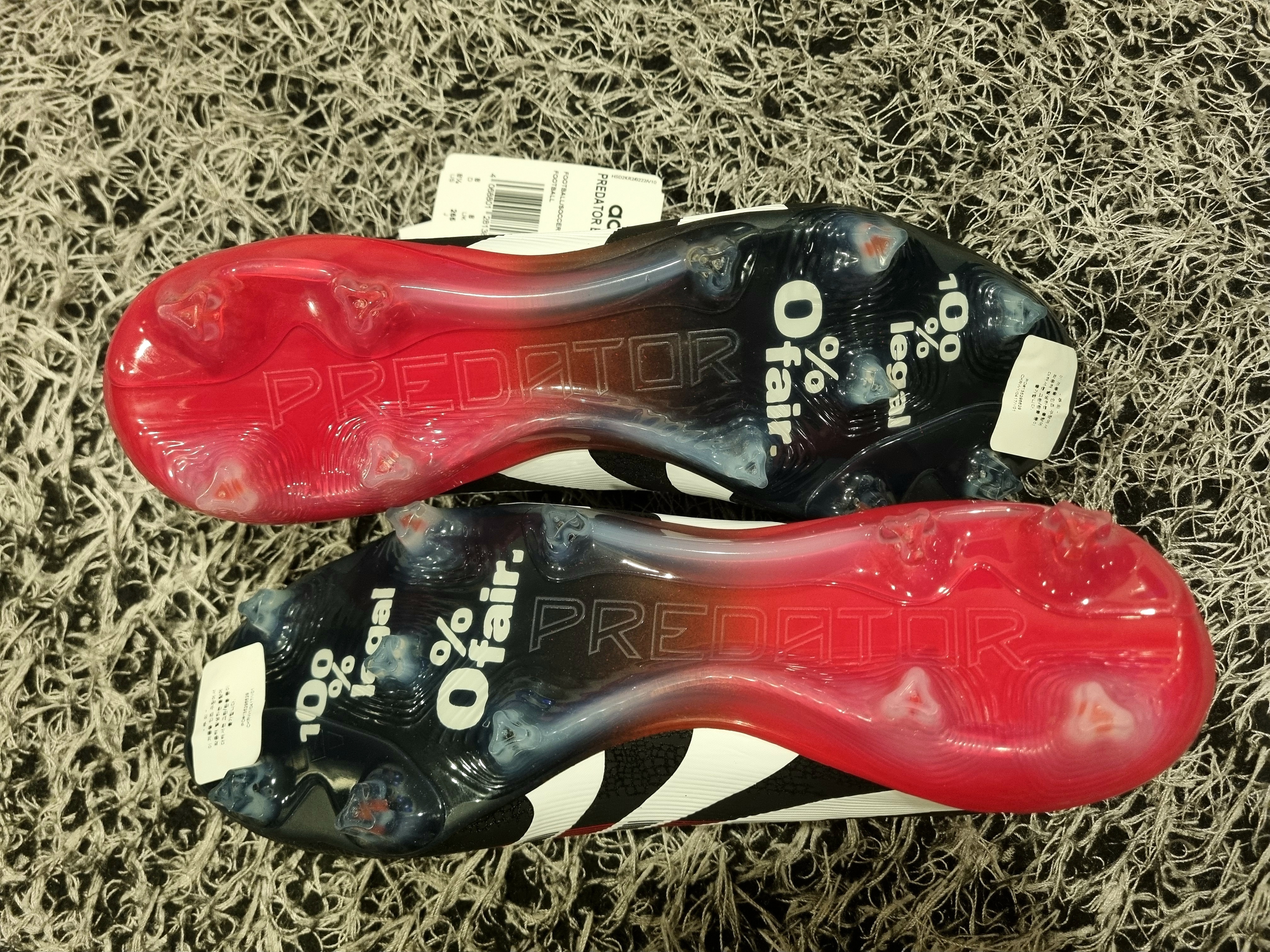 Adidas Predator Elite Foldover Tongue Firm Ground BWR Cleats Core Black Cloud White 착용 스타일 - 5
