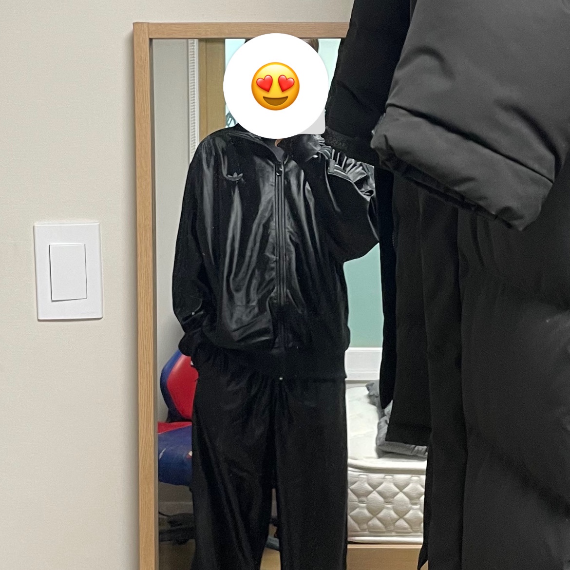 Adidas Q3 Oversized Track Top Black - KR Sizing 착용 스타일