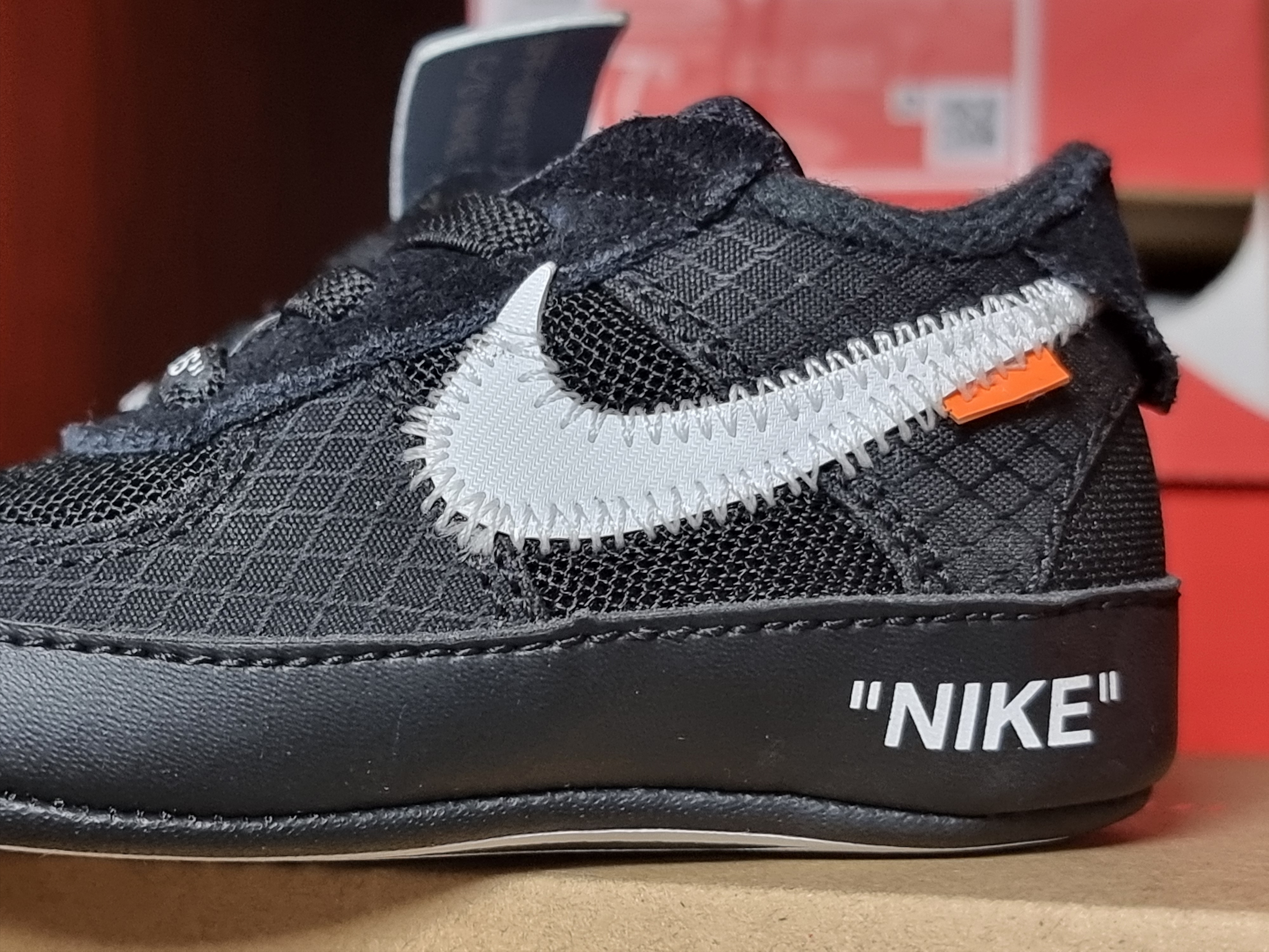 (CB) Nike x Off-White Force 1 Low Black 착용 스타일 - 2