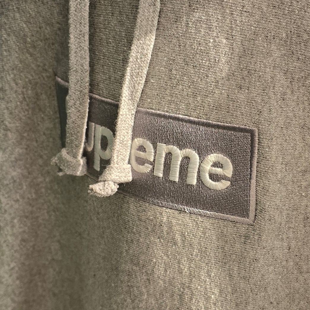 Supreme Box Logo Hooded Sweatshirt Heather Grey - 24FW 착용 스타일