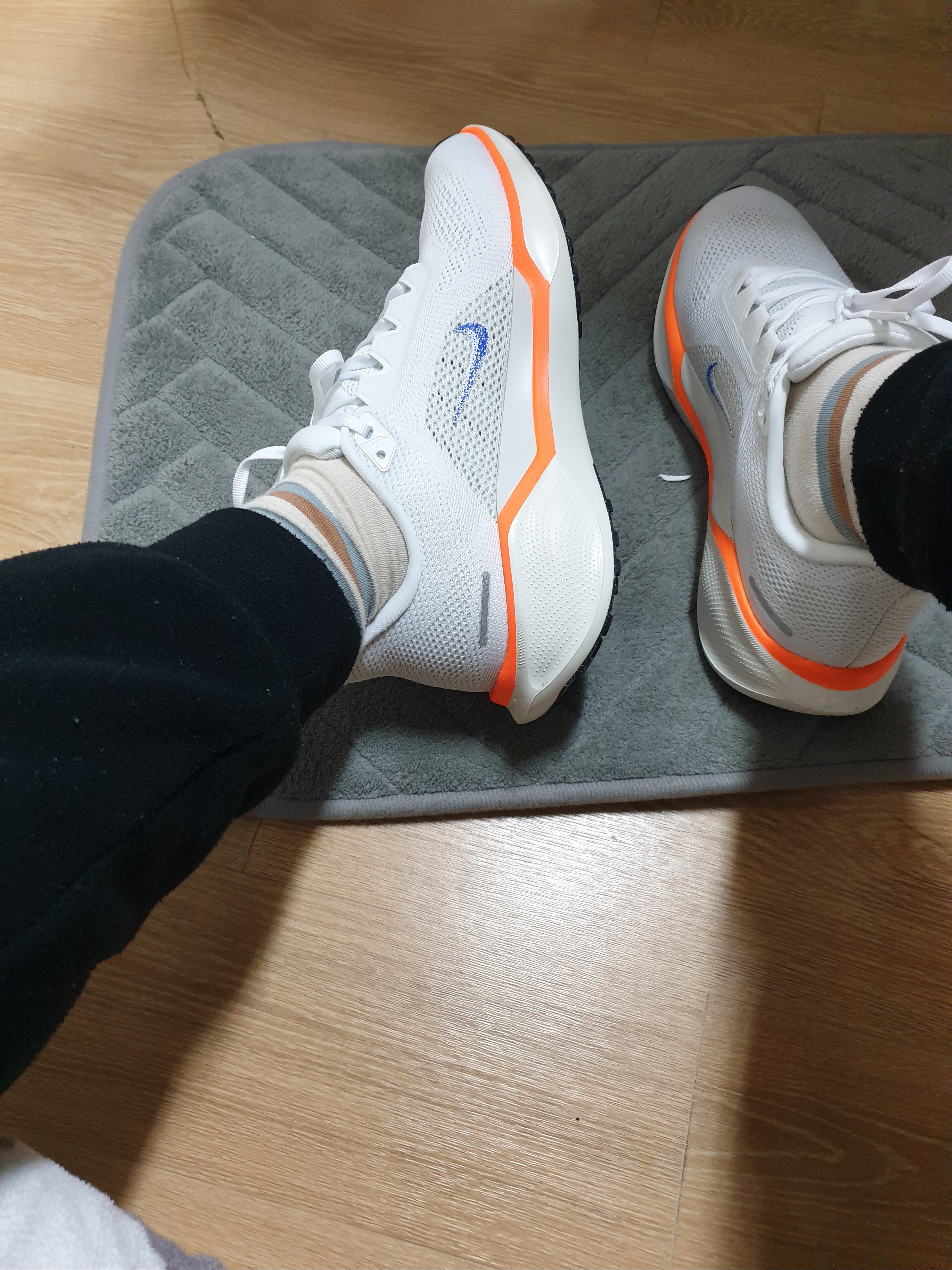 Nike Air Zoom Pegasus 41 Blueprint 착용 스타일 - 3