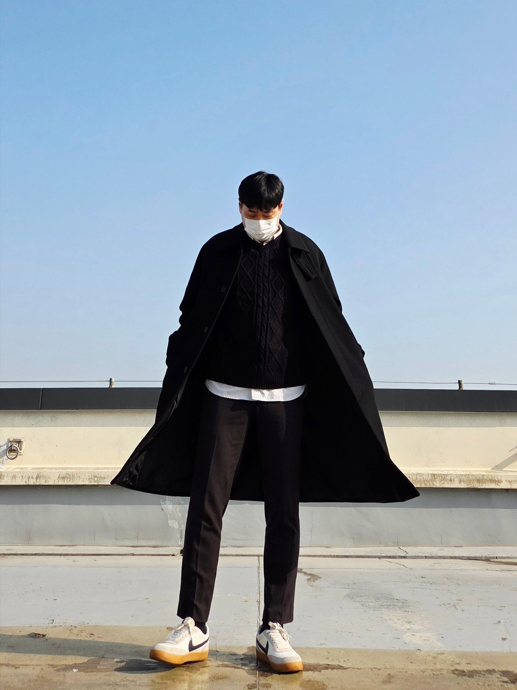 Nike x J.Crew Killshot 2 Sail Midnight Navy, OJOS Paneled Crop Shell Jacket Black 착용 스타일 - 1