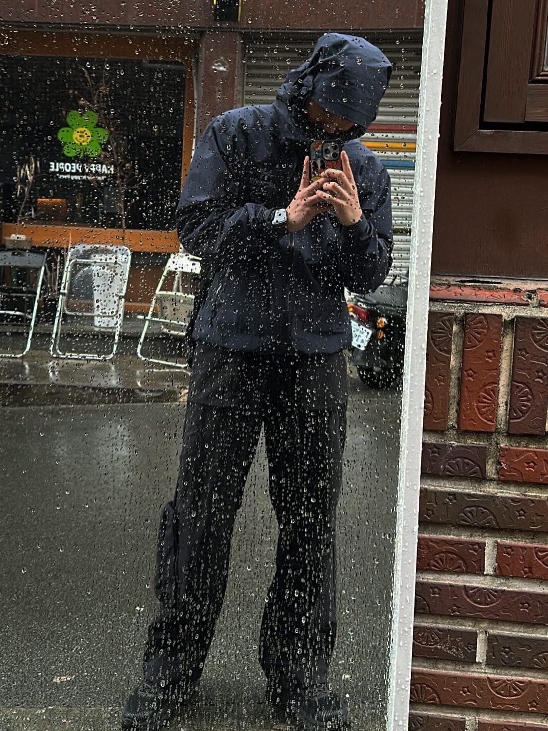 Arc'teryx Beta LT Jacket Black Sapphire, Sansan Gear Seam Line Pants Black 착용 스타일