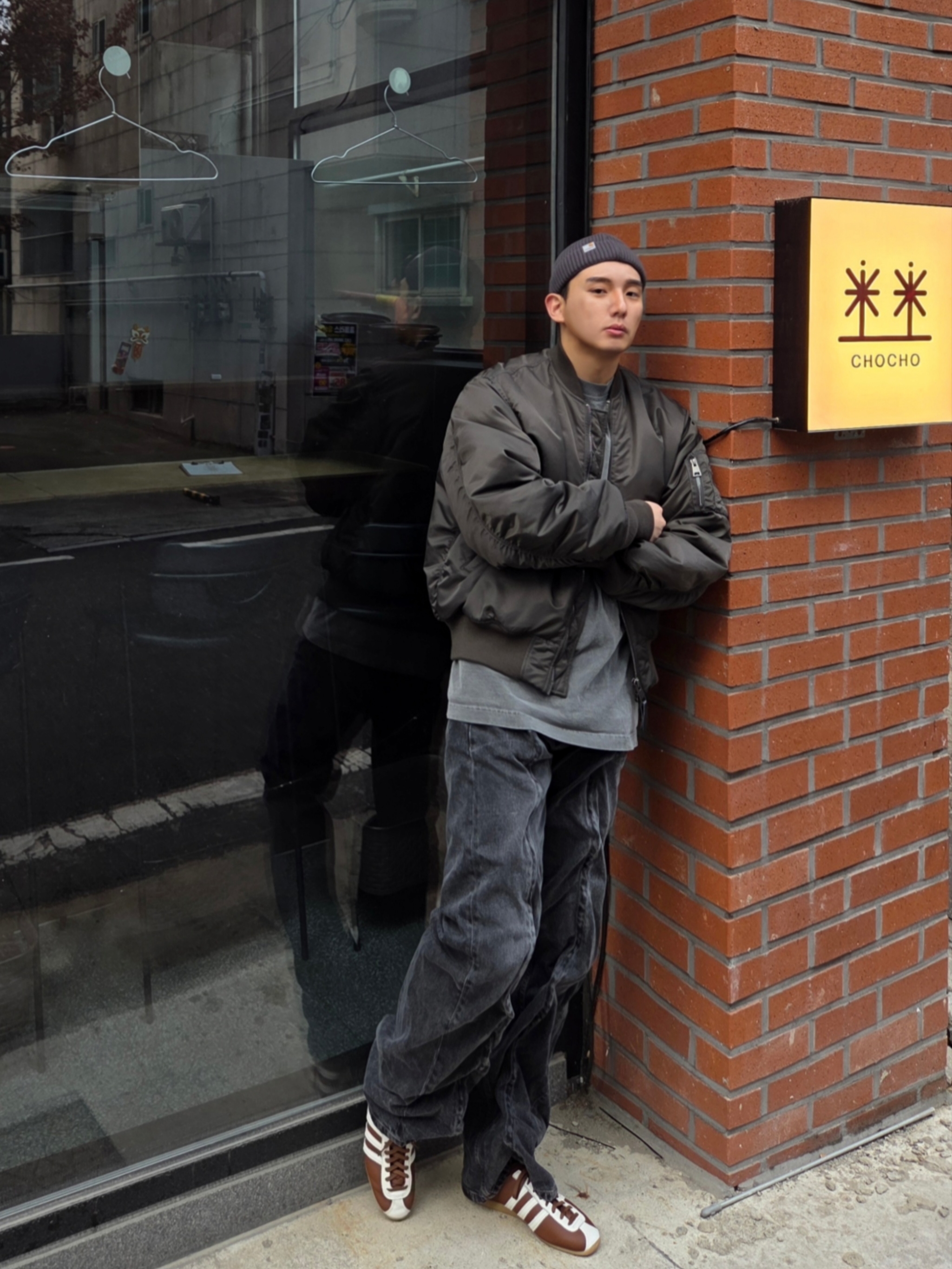 Y/Project Classic Wire Jeans Black - 22FW, Adidas Japan Preloved Brown Cloud White 착용 스타일