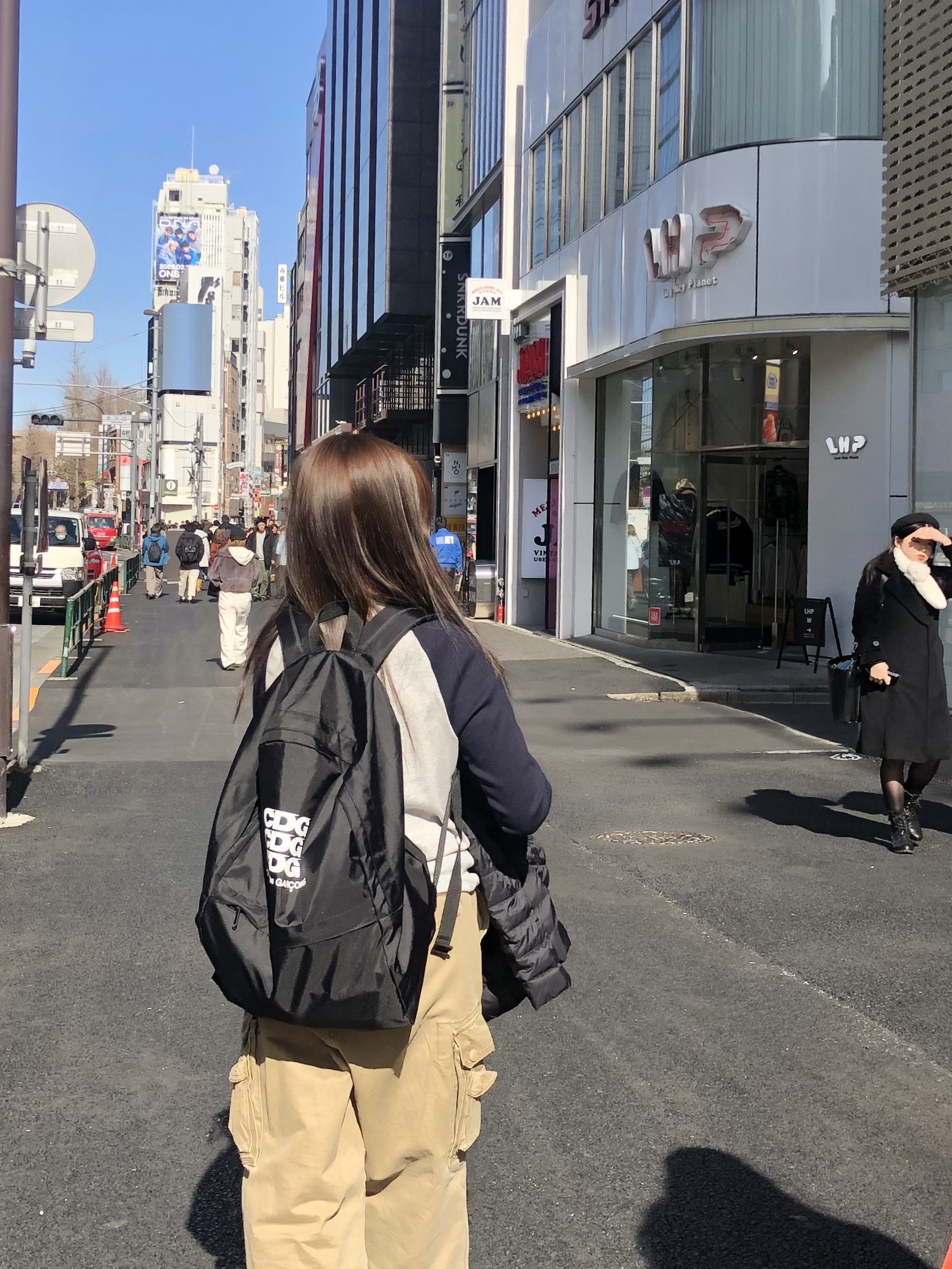 CDG Backpack Black 착용 스타일 - 2