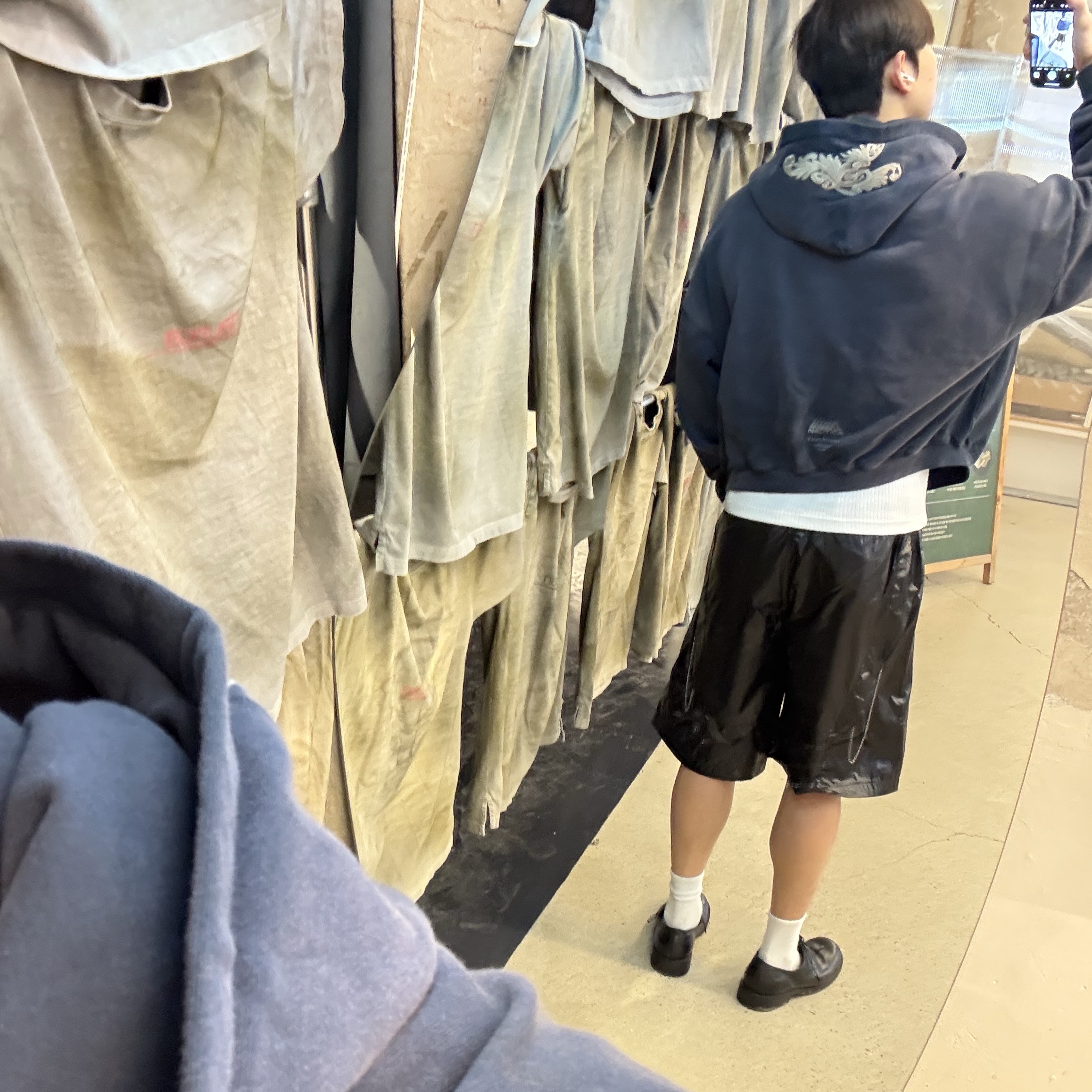 NAUTICA x Undermycar - NTC X UMC UTILITY SHORTS - BLACK 착용 스타일 - 5