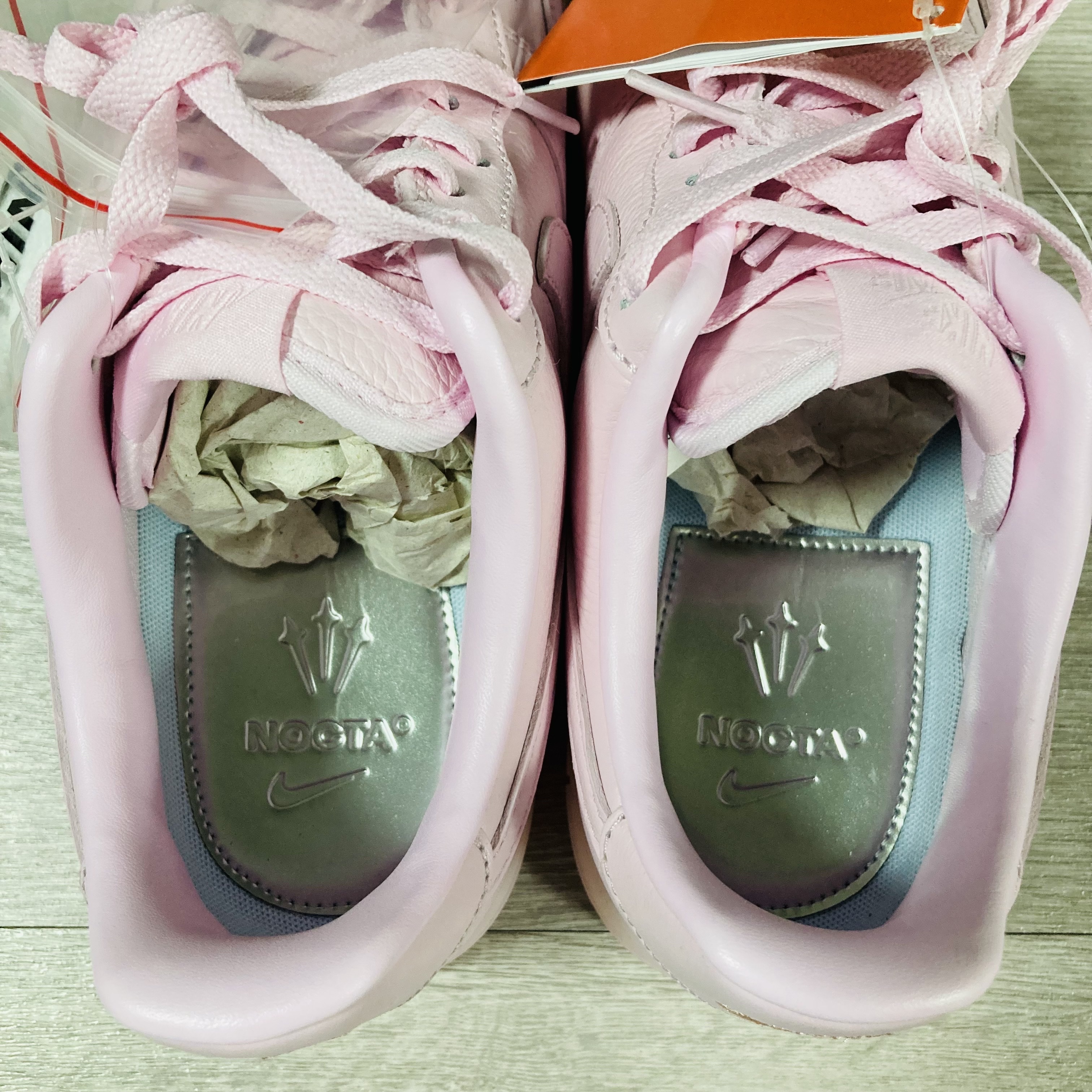 Nike x Drake Nocta Air Force 1 Low SP Certified Lover Boy Pink Foam 착용 스타일 - 5