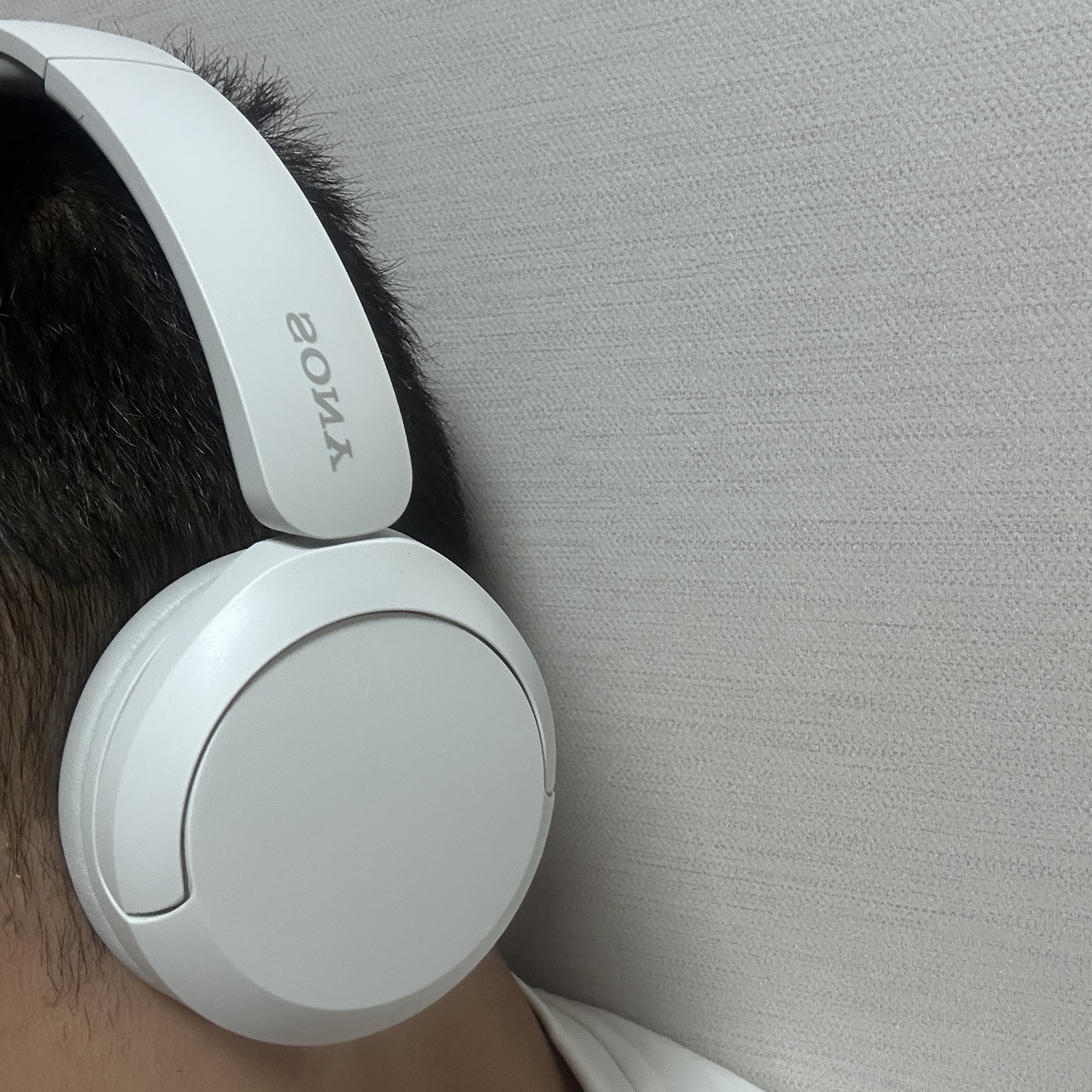 Sony WH-CH520 White (Sony Korea Ver.) 착용 스타일