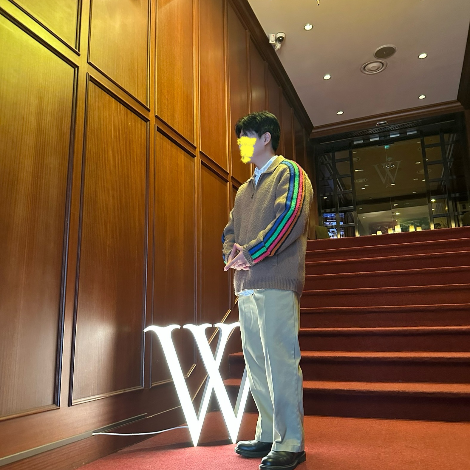 Supreme Sleeve Stripe Zip Up Sweater Dusty Brown - 23SS 착용 스타일