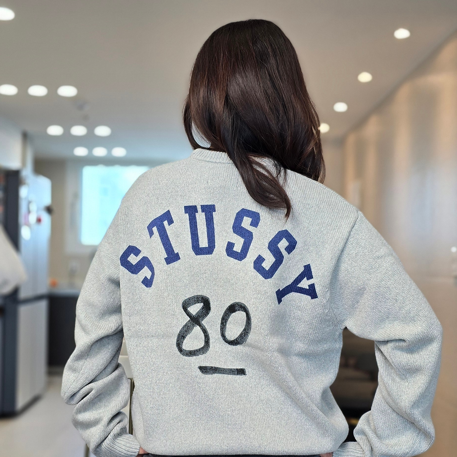 Stussy Handwritten Sweater Heather Grey 착용 스타일
