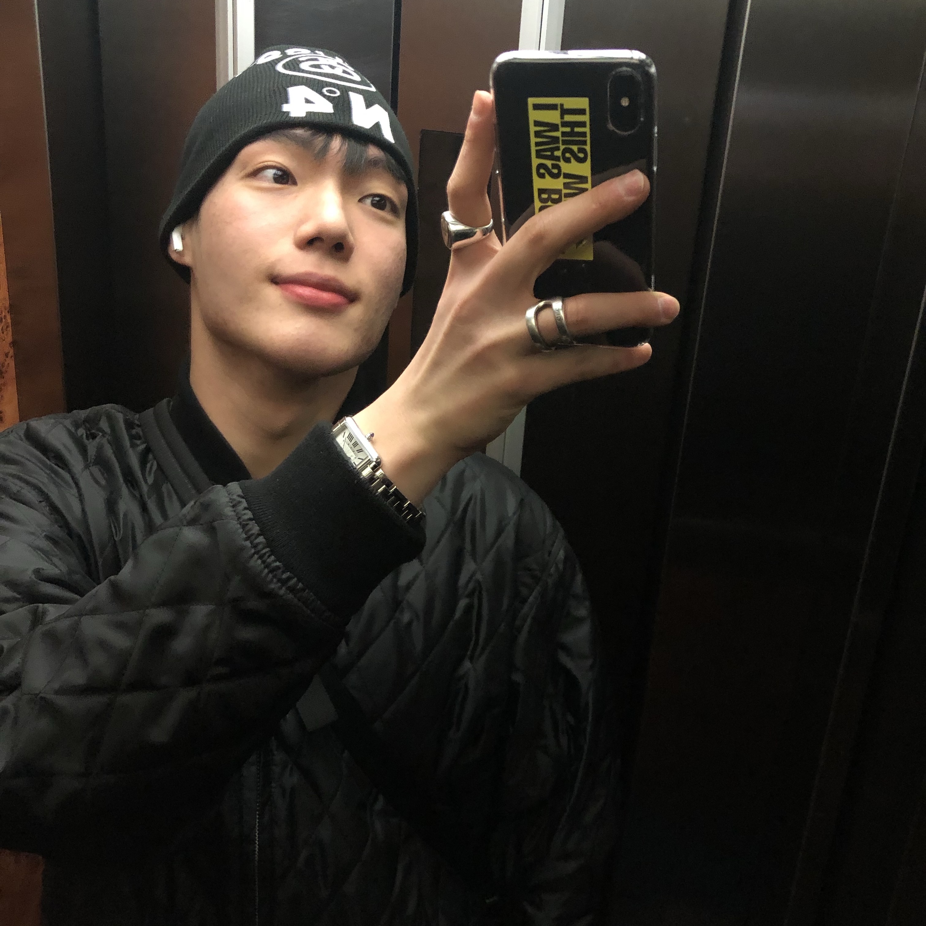 Stussy Skullcap Number 4 Black 착용 스타일 - 2