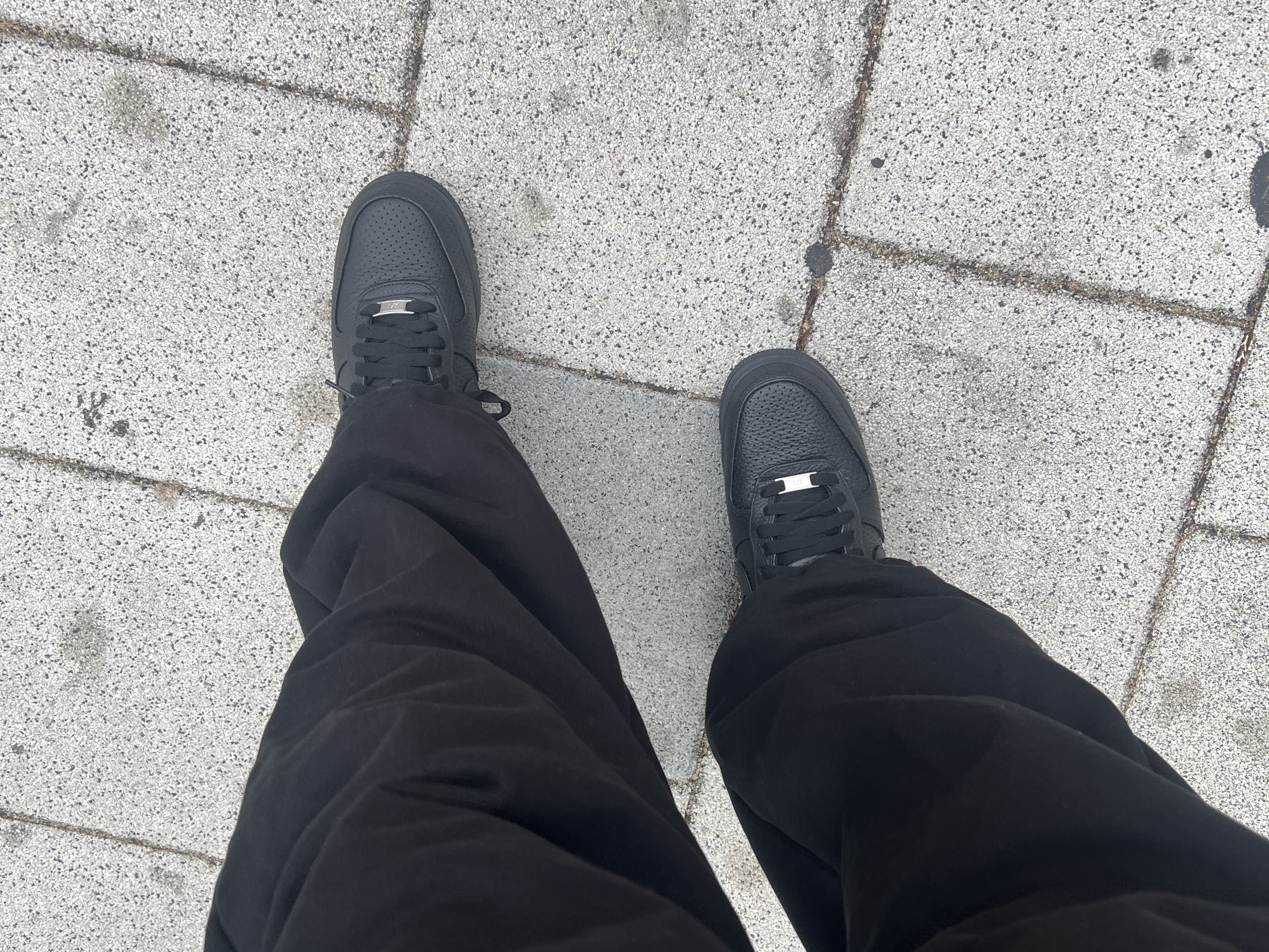 Nike Air Force 1 SP Black 착용 스타일 - 4