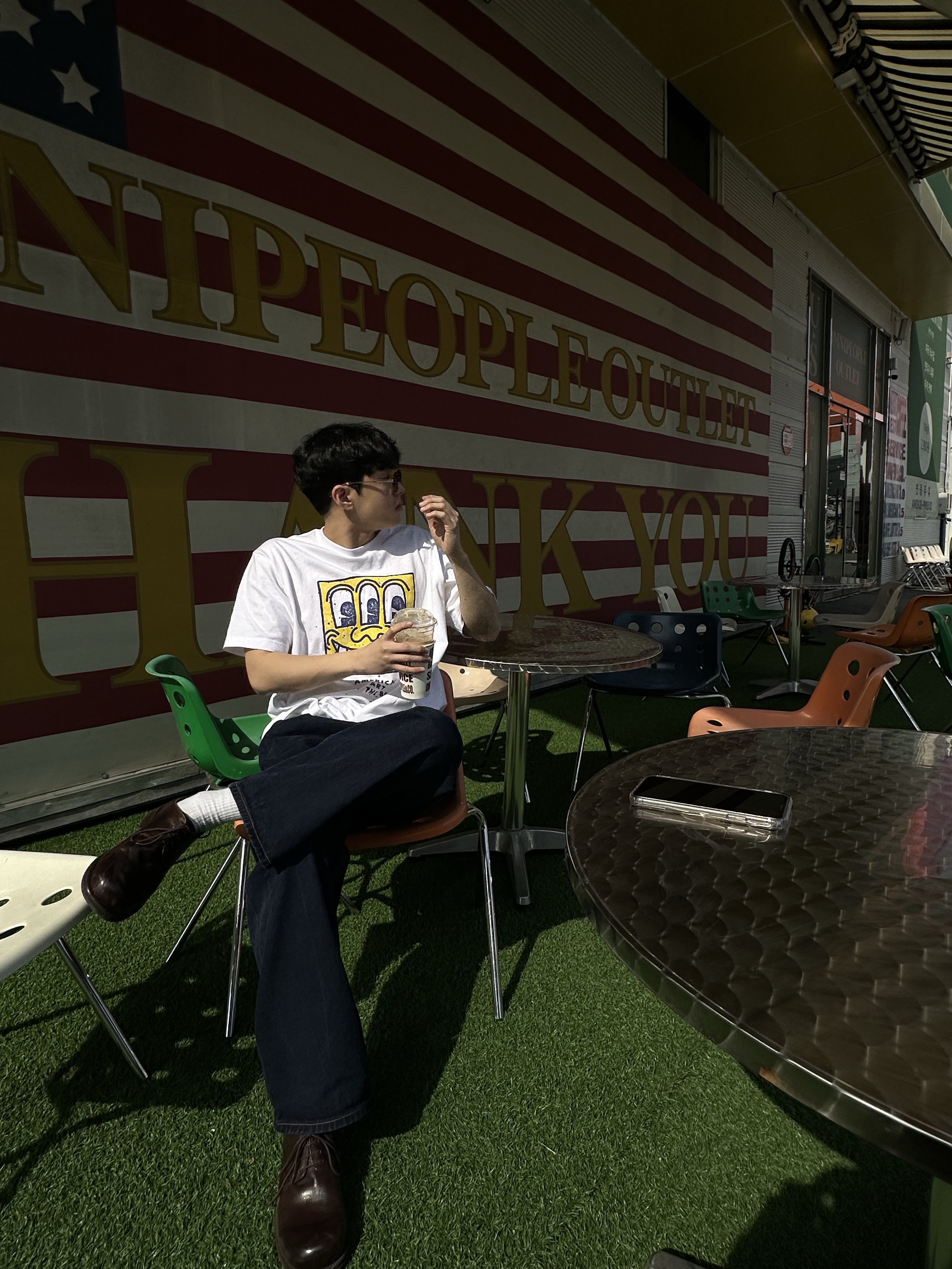 Yase Cowhide Derby Shoes Brown, Uniqlo UT x CPFM x SpongeBob Graphic T-Shirt C White - KR 착용 스타일 - 2