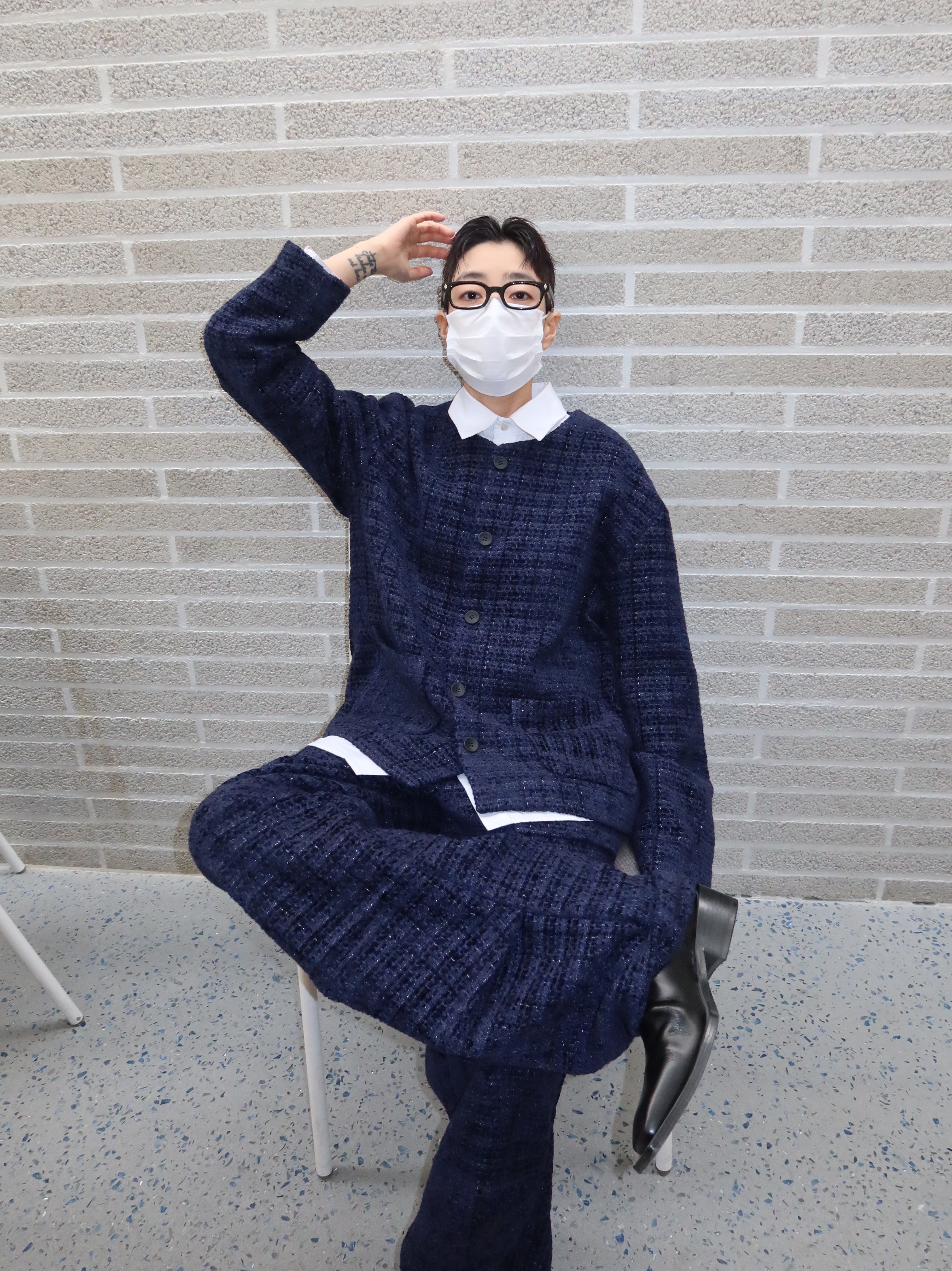Hono Report Flap Pocket Pants Navy Tweed, Hono Report Collarless  Cardigan Navy Tweed 착용 스타일 - 1