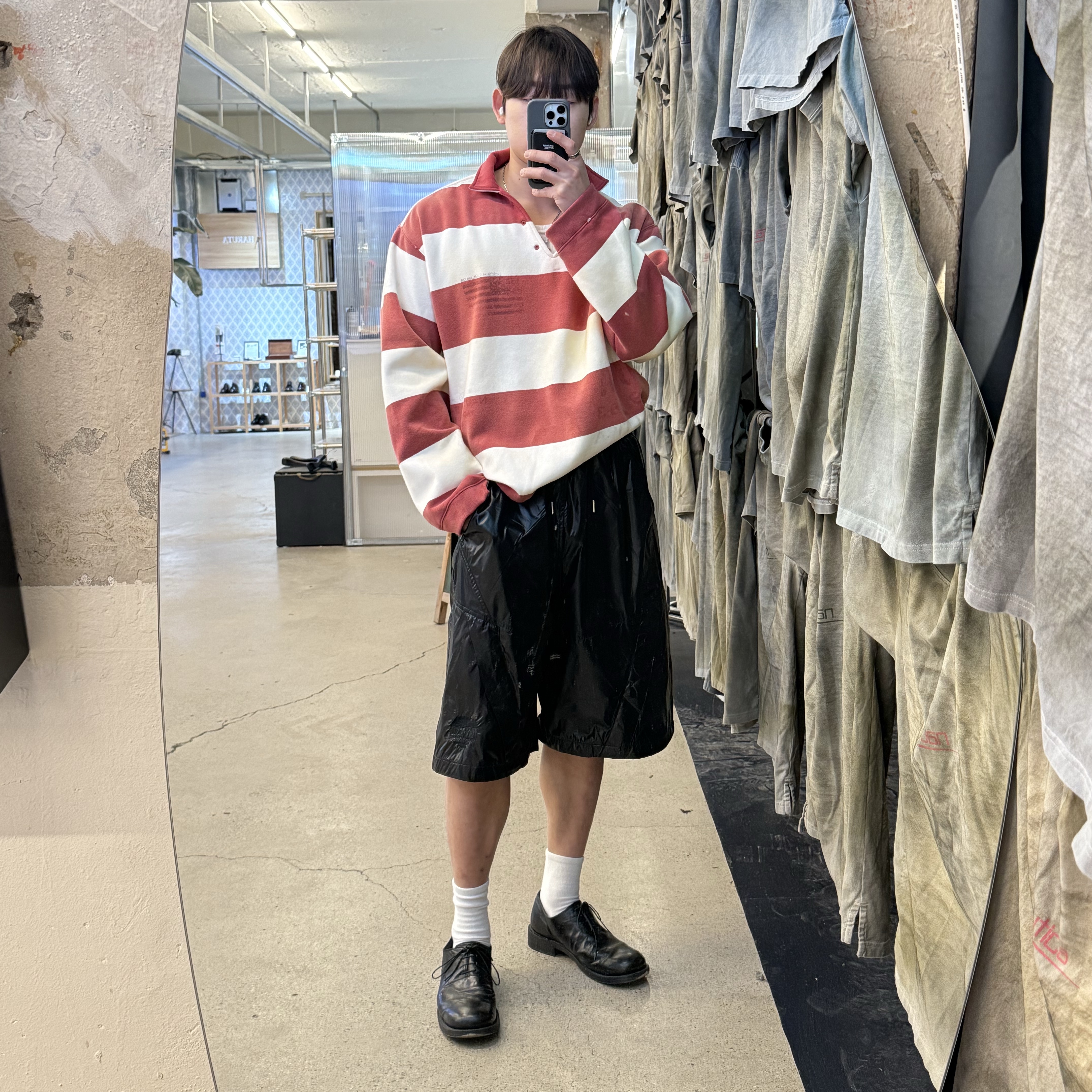 NAUTICA x Undermycar - NTC X UMC UTILITY SHORTS - BLACK 착용 스타일 - 4