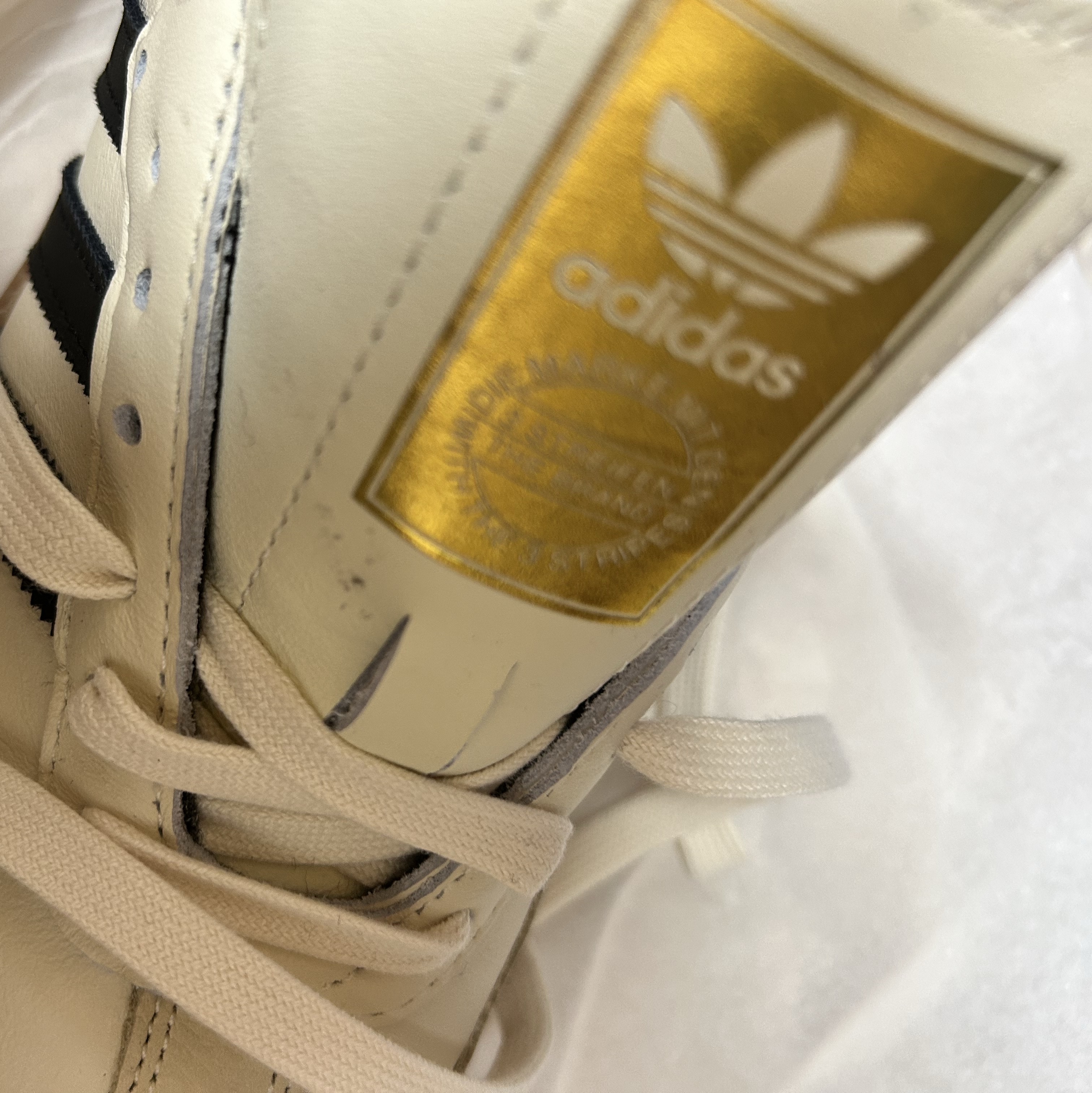 (W) Adidas Samba OG Cream White Core Black 착용 스타일 - 1