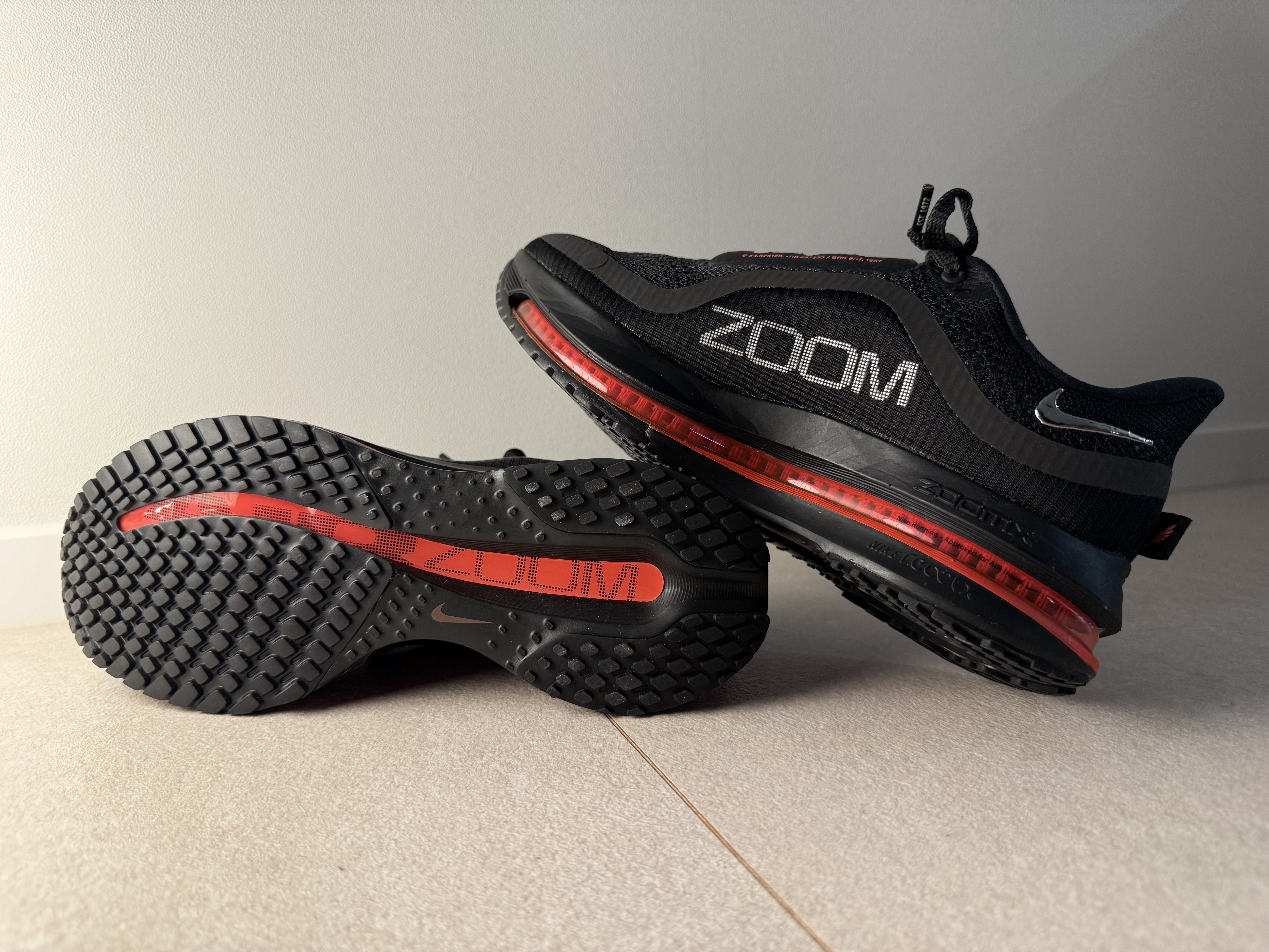 (W) Nike Pegasus Premium Black Bright Crimson, Nike Pegasus Premium Black Bright Crimson 착용 스타일 - 9