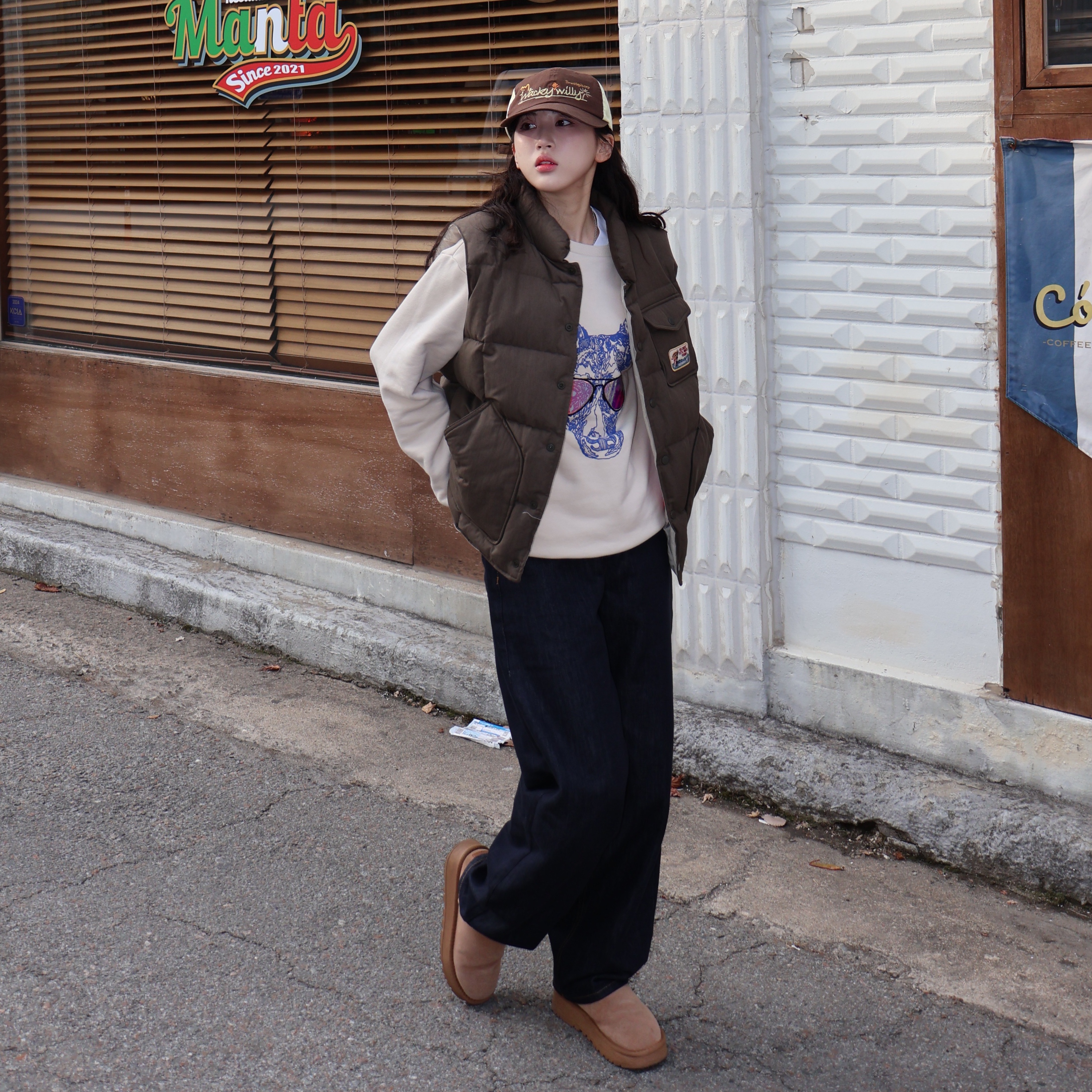 (W) UGG Tasman Slipper Chestnut 착용 스타일 - 5