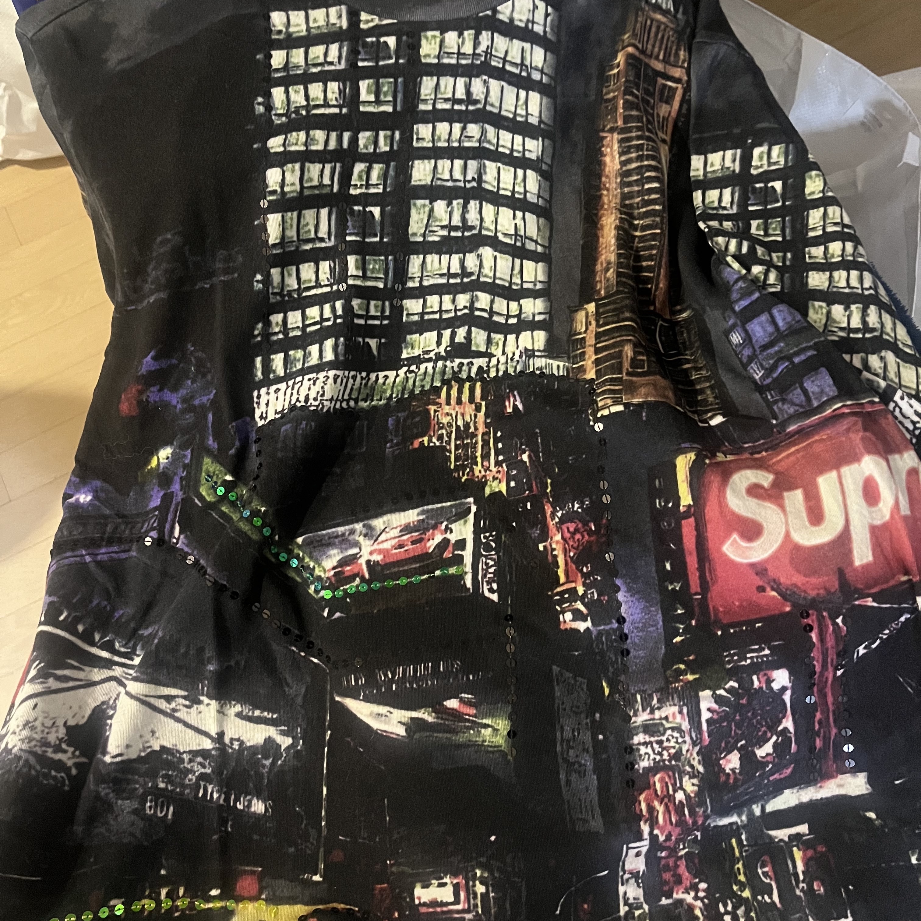 Supreme Skyline Sequin L/S Top Night - 25SS 착용 스타일 - 2