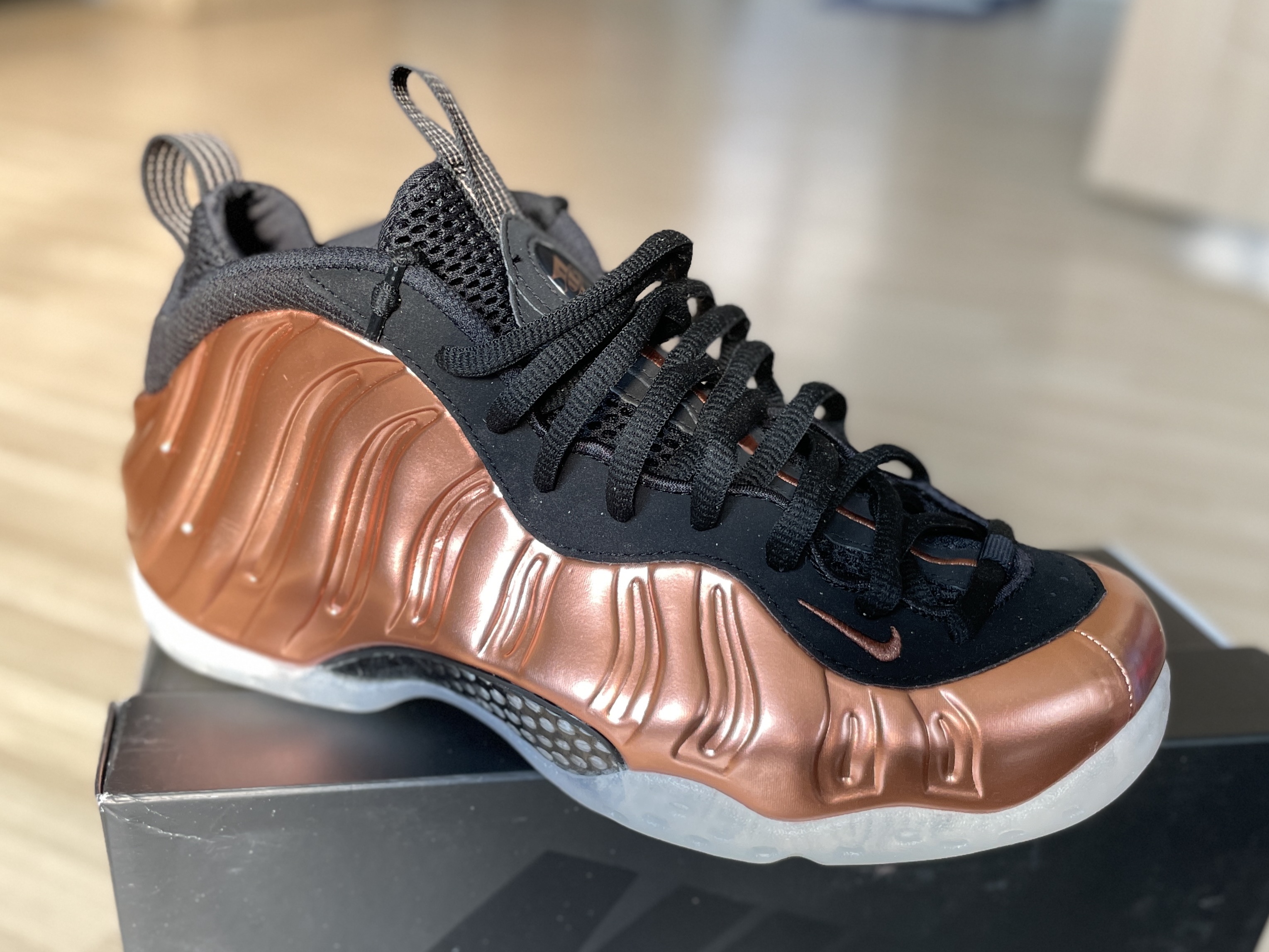 Nike Air Foamposite One Metallic Copper 2024 착용 스타일 - 1