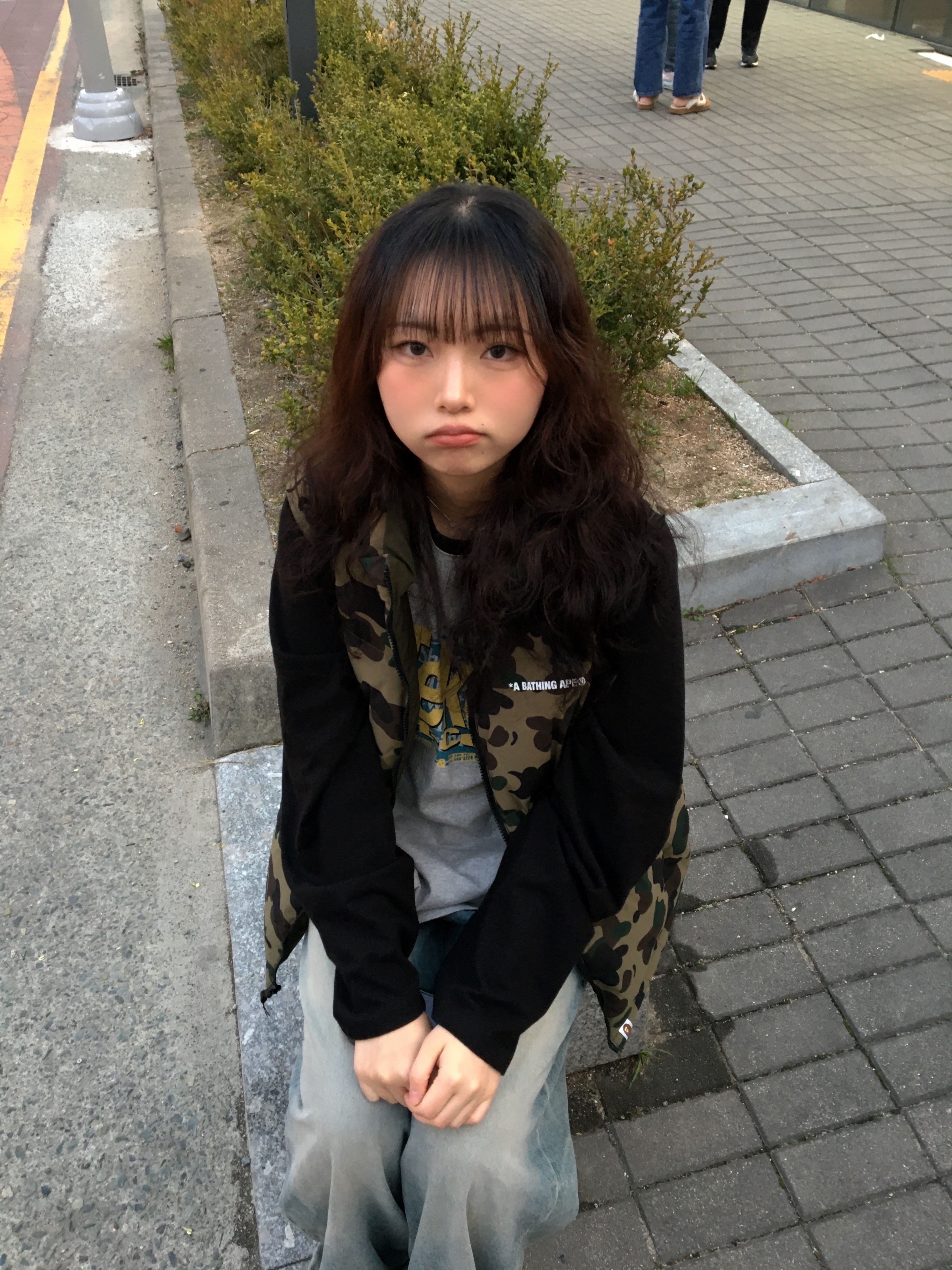BAPE 1st Camo Reversible Down Vest Green, Nike Air Force 1 '07 Low White 착용 스타일 - 1