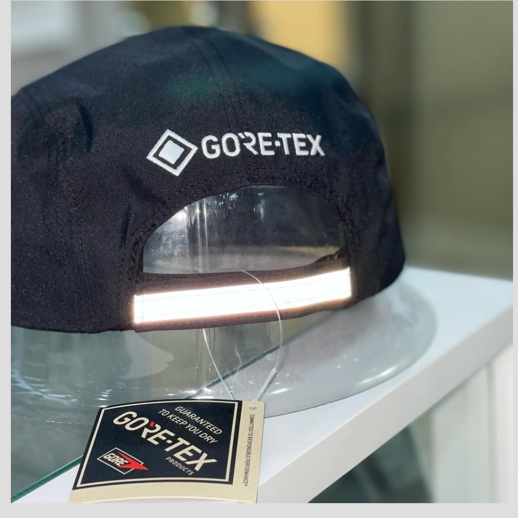 Supreme Gore-Tex Camp Cap Black - 25SS 착용 스타일 - 3