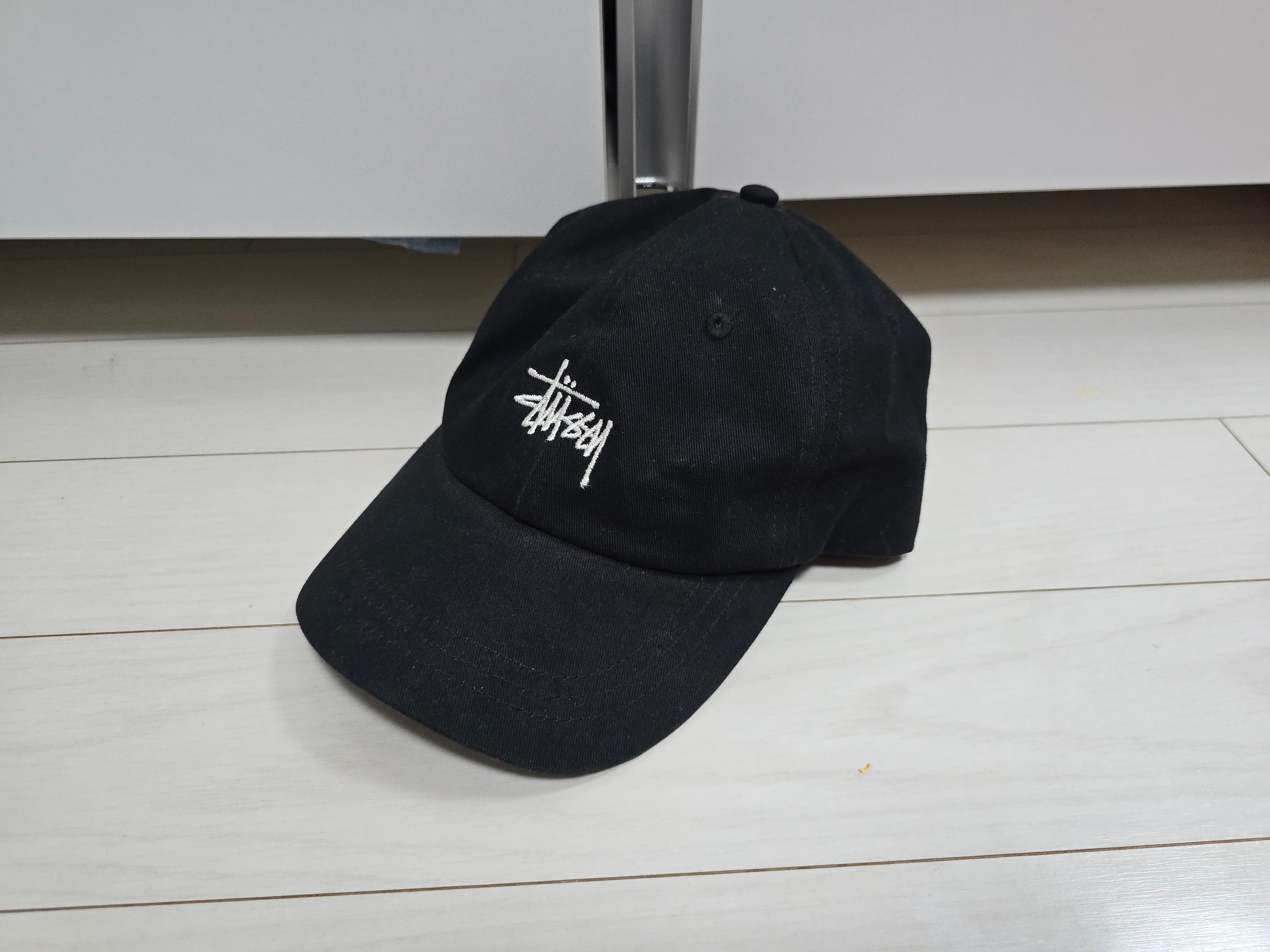 Stussy Basic Stock Low Pro Cap Black 착용 스타일