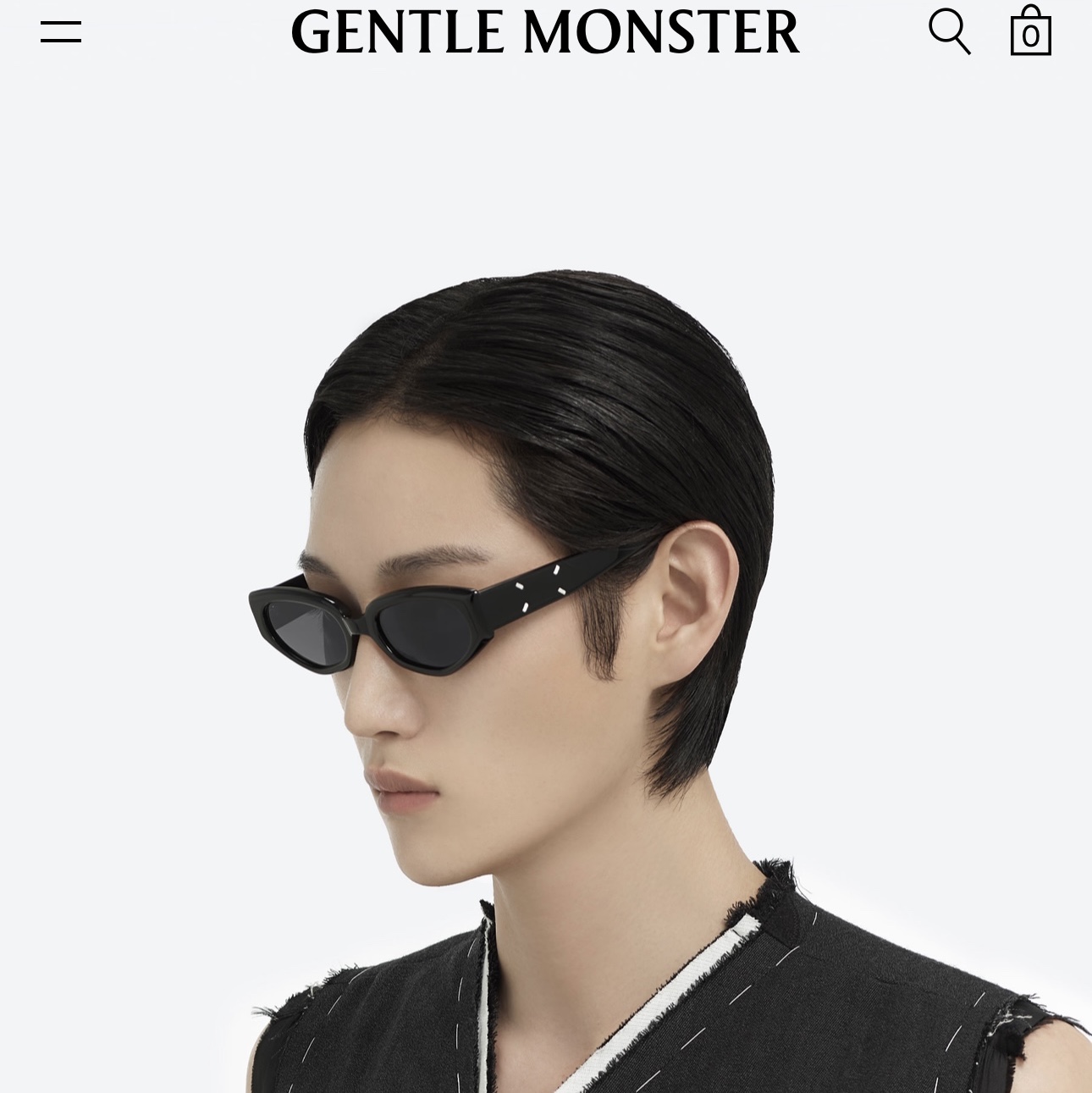 Gentle Monster x Maison Margiela MM205 Black Gray 착용 스타일
