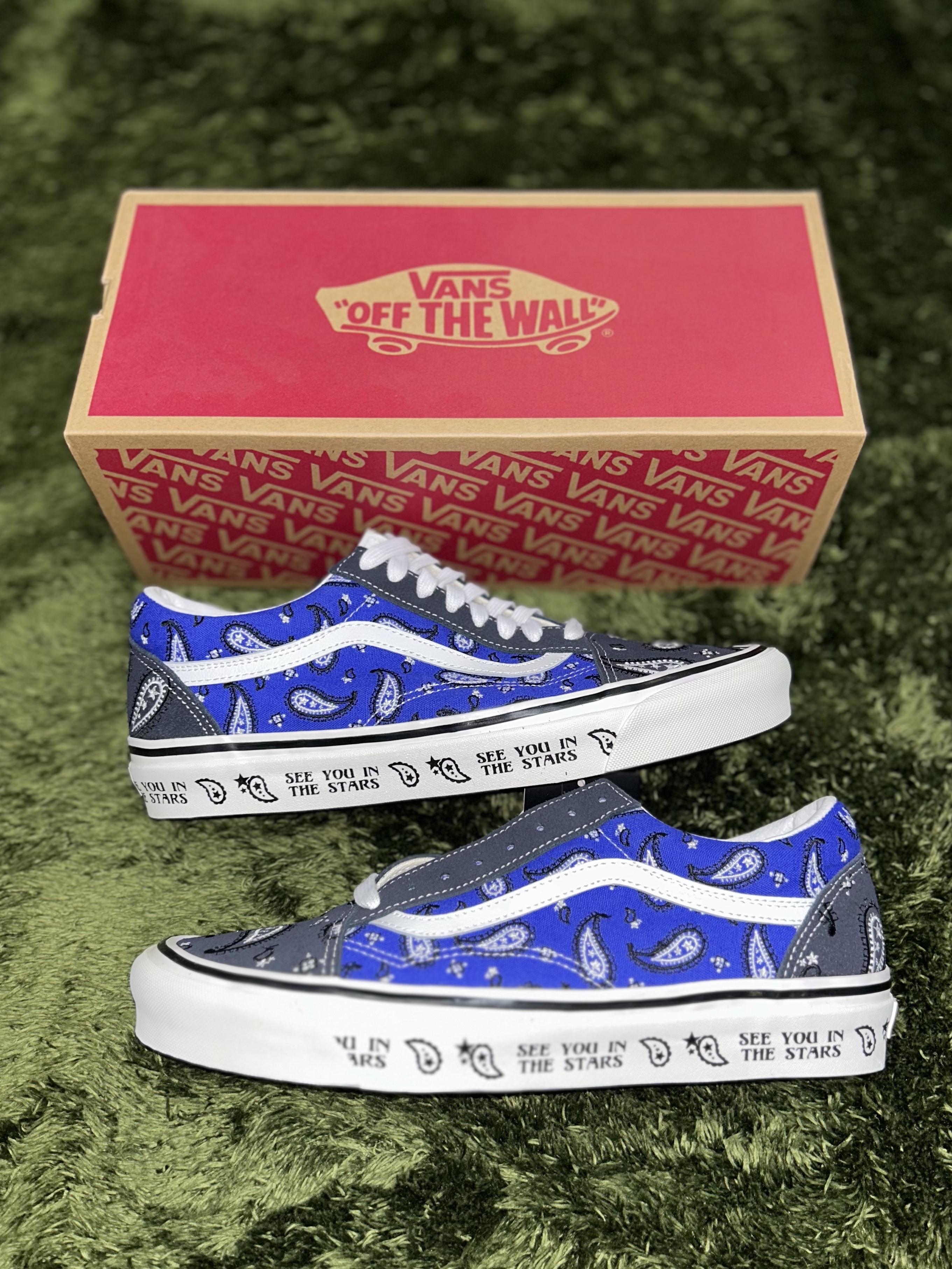 Vans Old Skool 36 DX Cosmic Rodeo Navy 착용 스타일 - 1