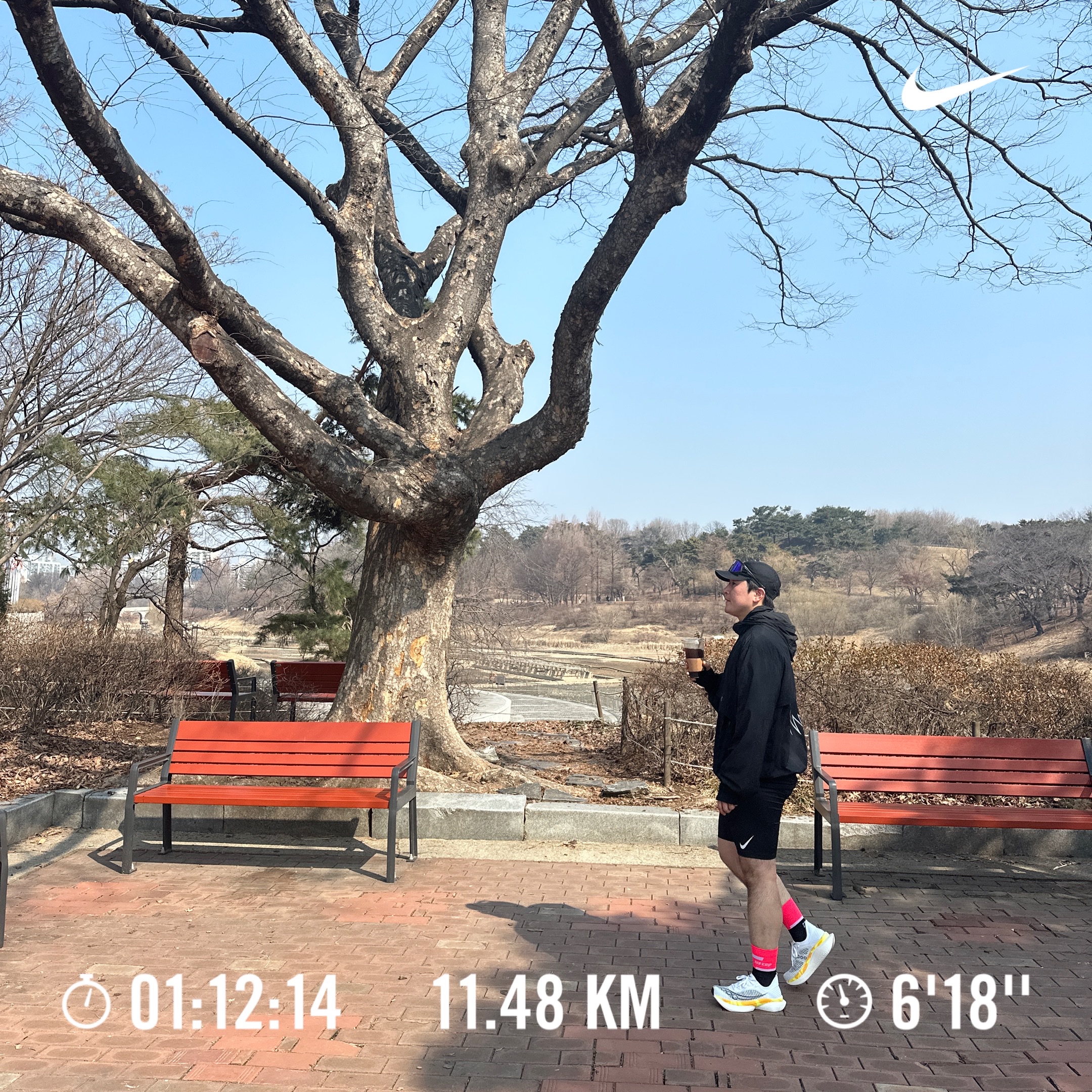 Nike Dri-Fit ADV Aeroswift Running Half Tights Black - Asia, CEP The Run Mid Cut Socks 4.0 Pink Black 착용 스타일