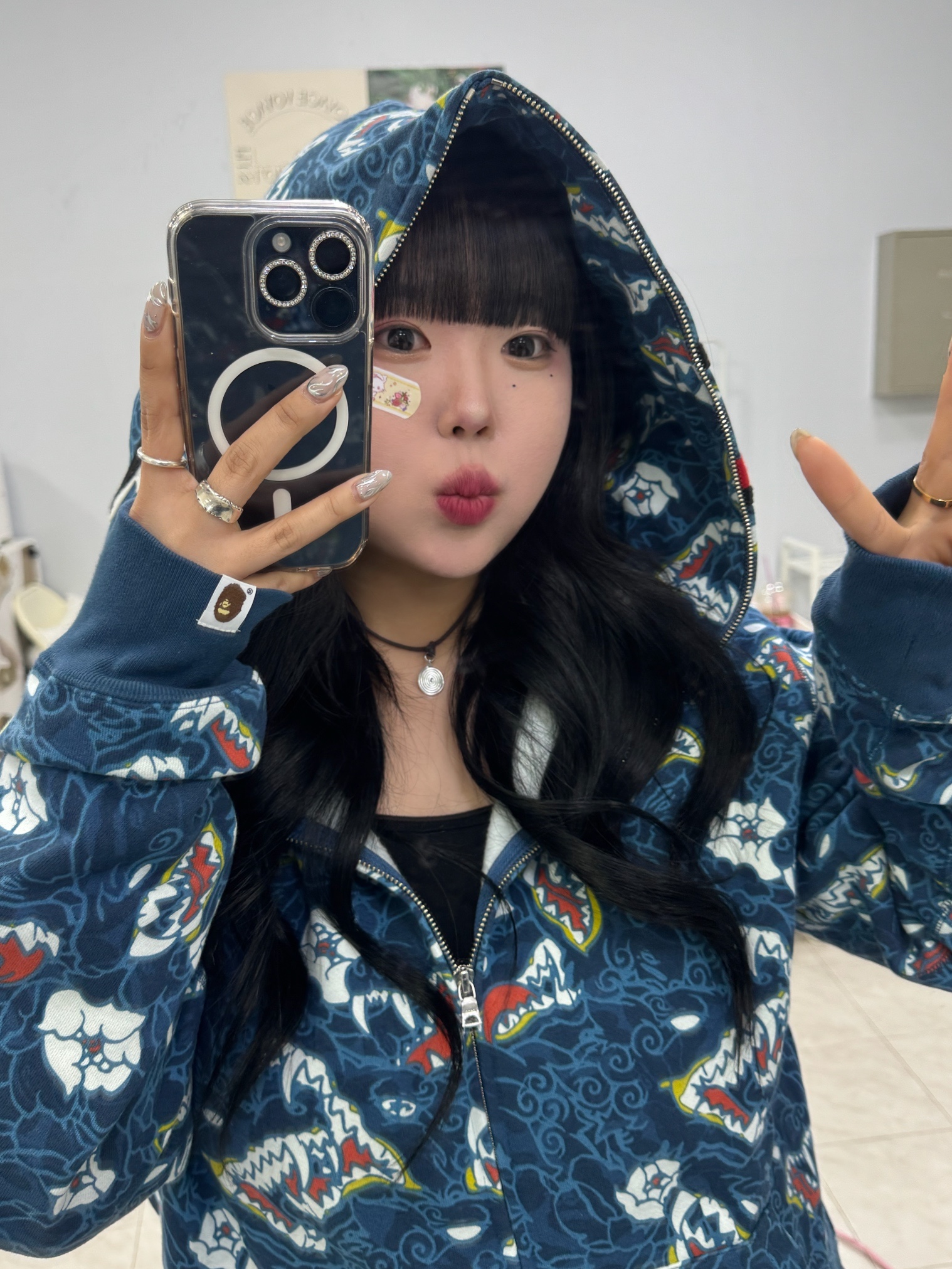 BAPE Japanese Tattoo Camo Shark Fz Hoodie Blue 착용 스타일 - 2