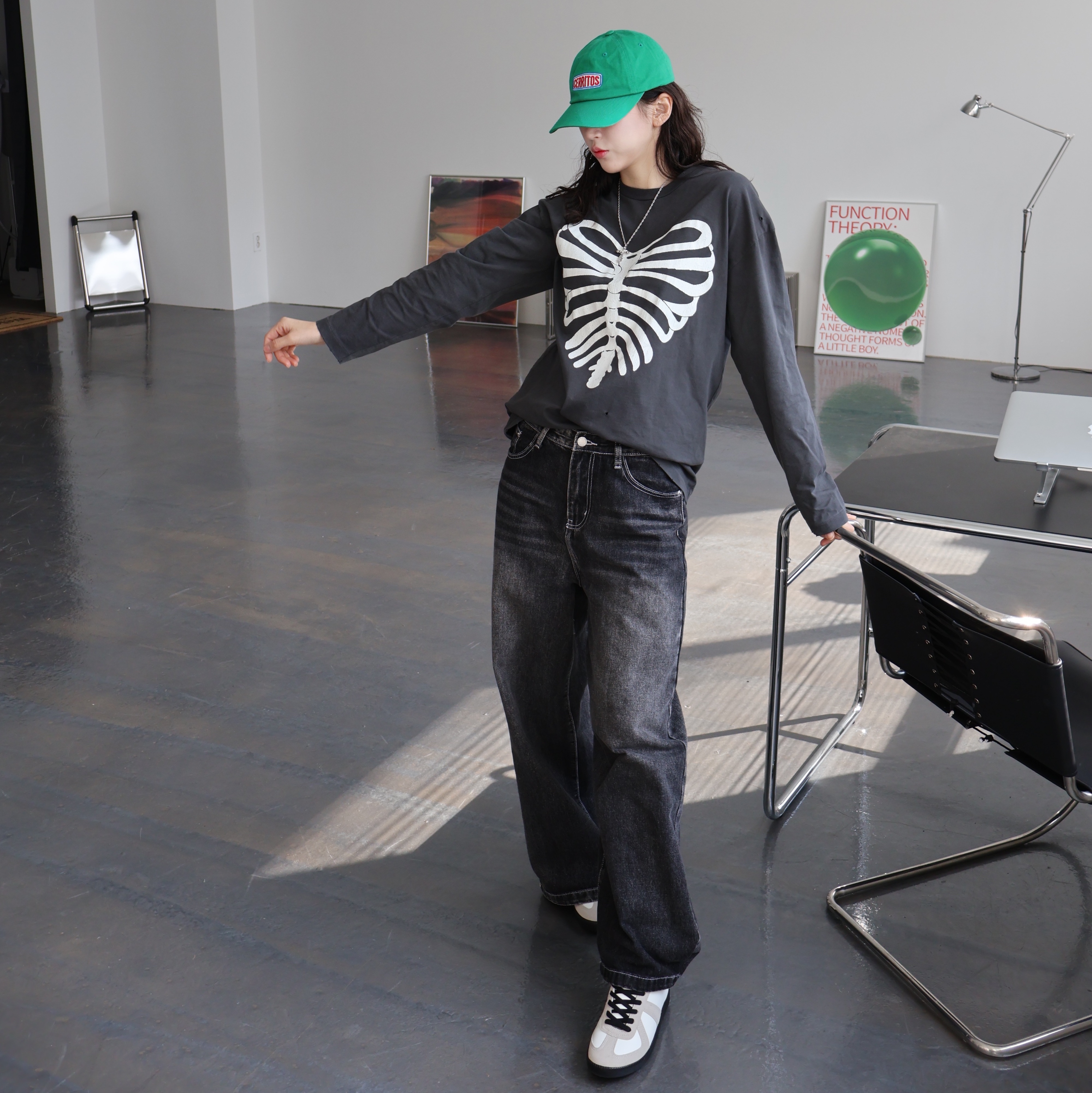 Hotel Cerritos Candy Ball Cap Green 착용 스타일 - 2