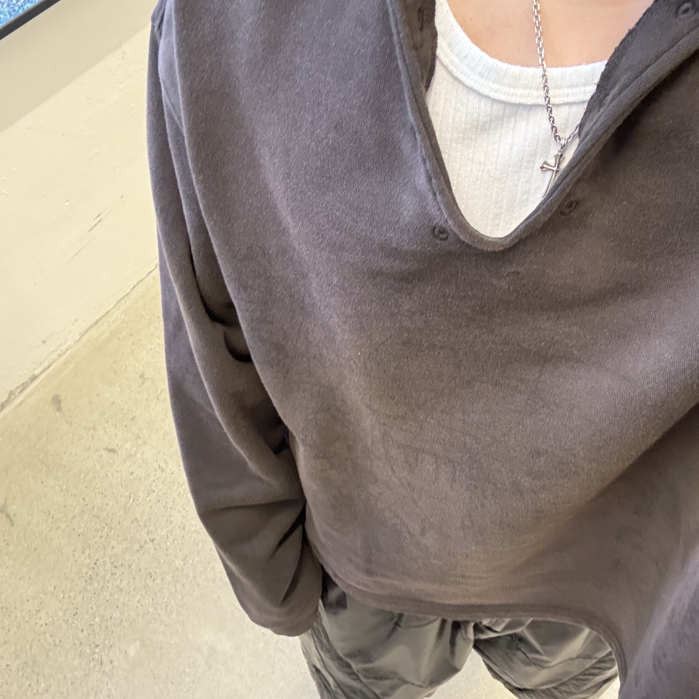NAUTICA x Undermycar - NTC X UMC UTILITY SHORTS - BLACK 착용 스타일 - 4