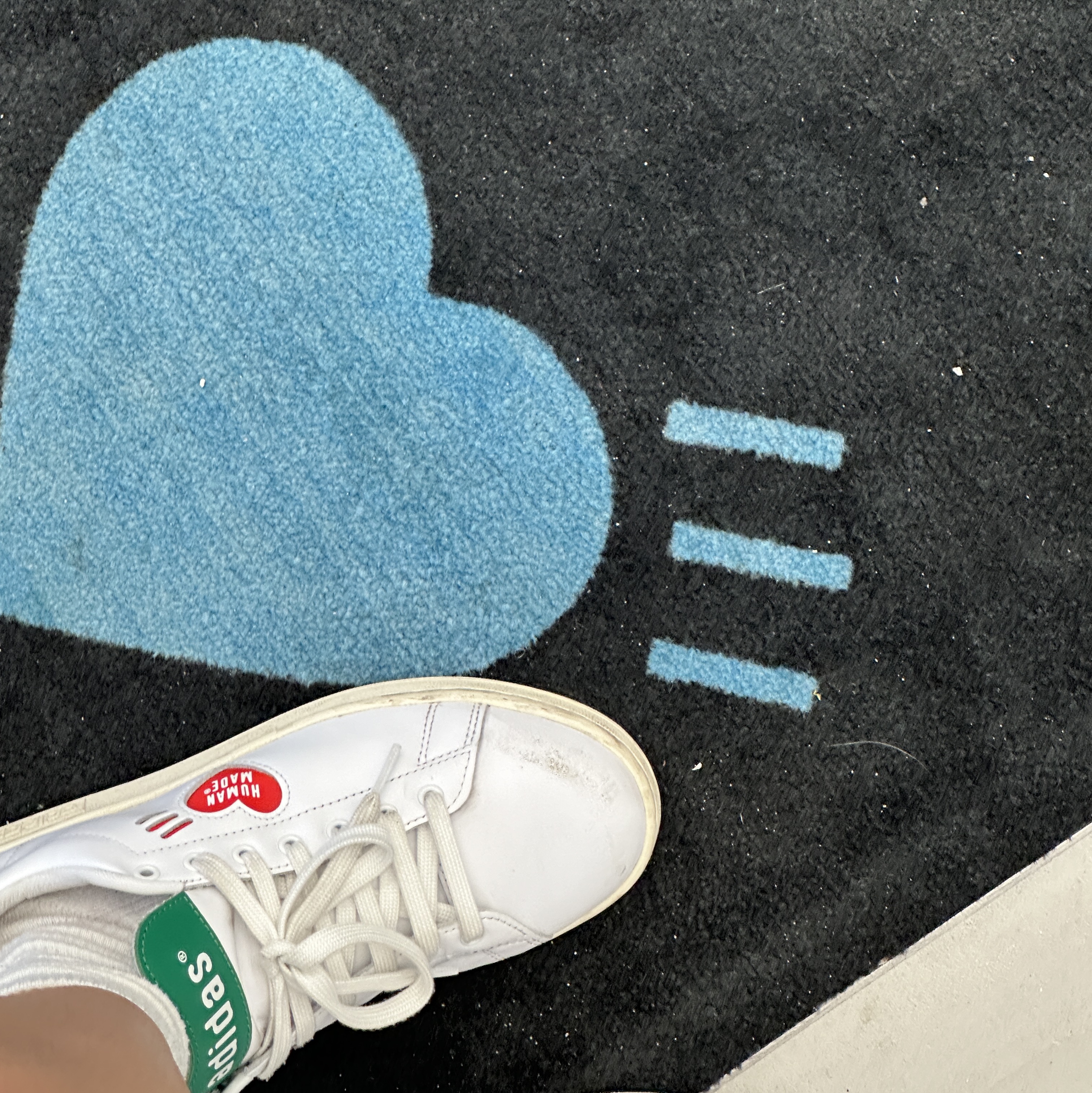 Adidas x Human Made Stan Smith White Green 착용 스타일 - 2