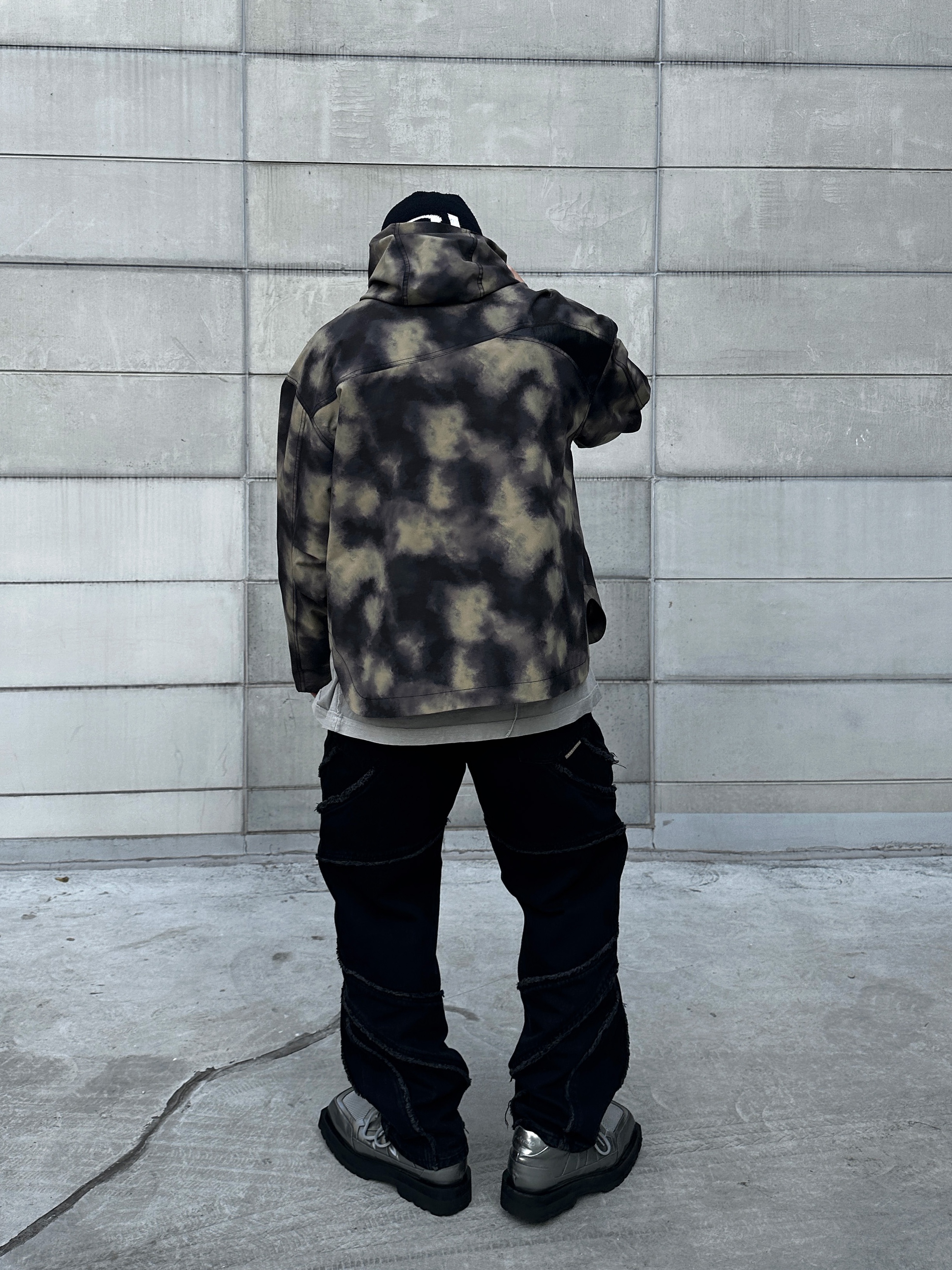 PHOS333 Chasing Nova Anorak Beige, [KREAM 단독] PHOS333 Chasing Nova Anorak Burgundy 착용 스타일 - 3